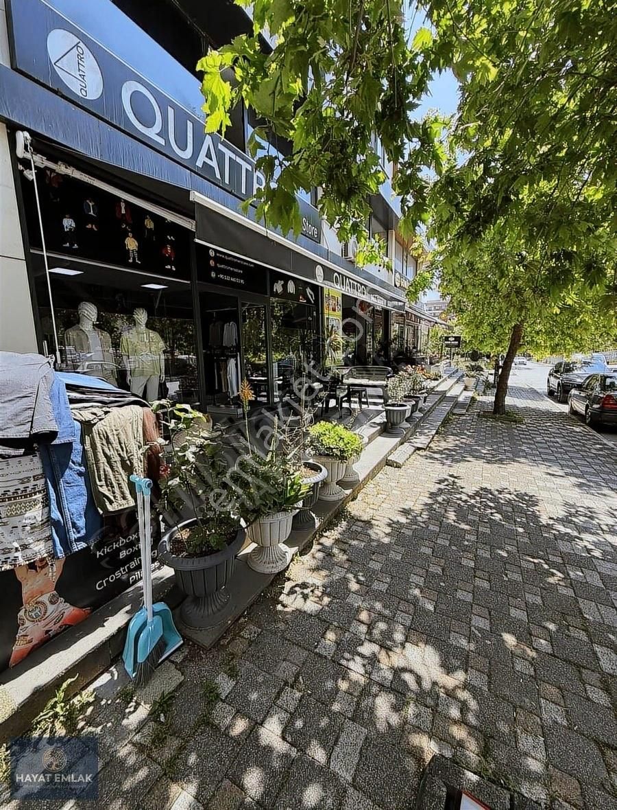 Yüksek Cirolu Devren Kiralık Erkek Giyim Mağazası