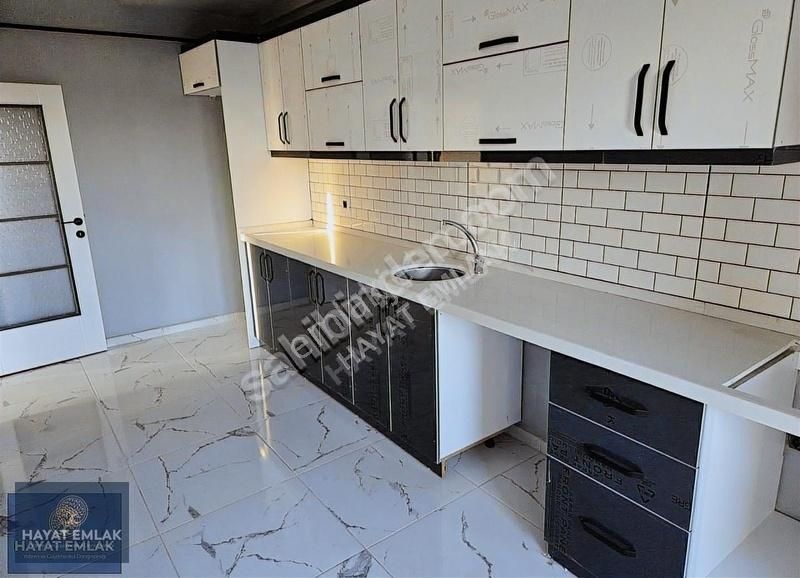 Tuzla Aydınlı Satılık 3+1 Daire