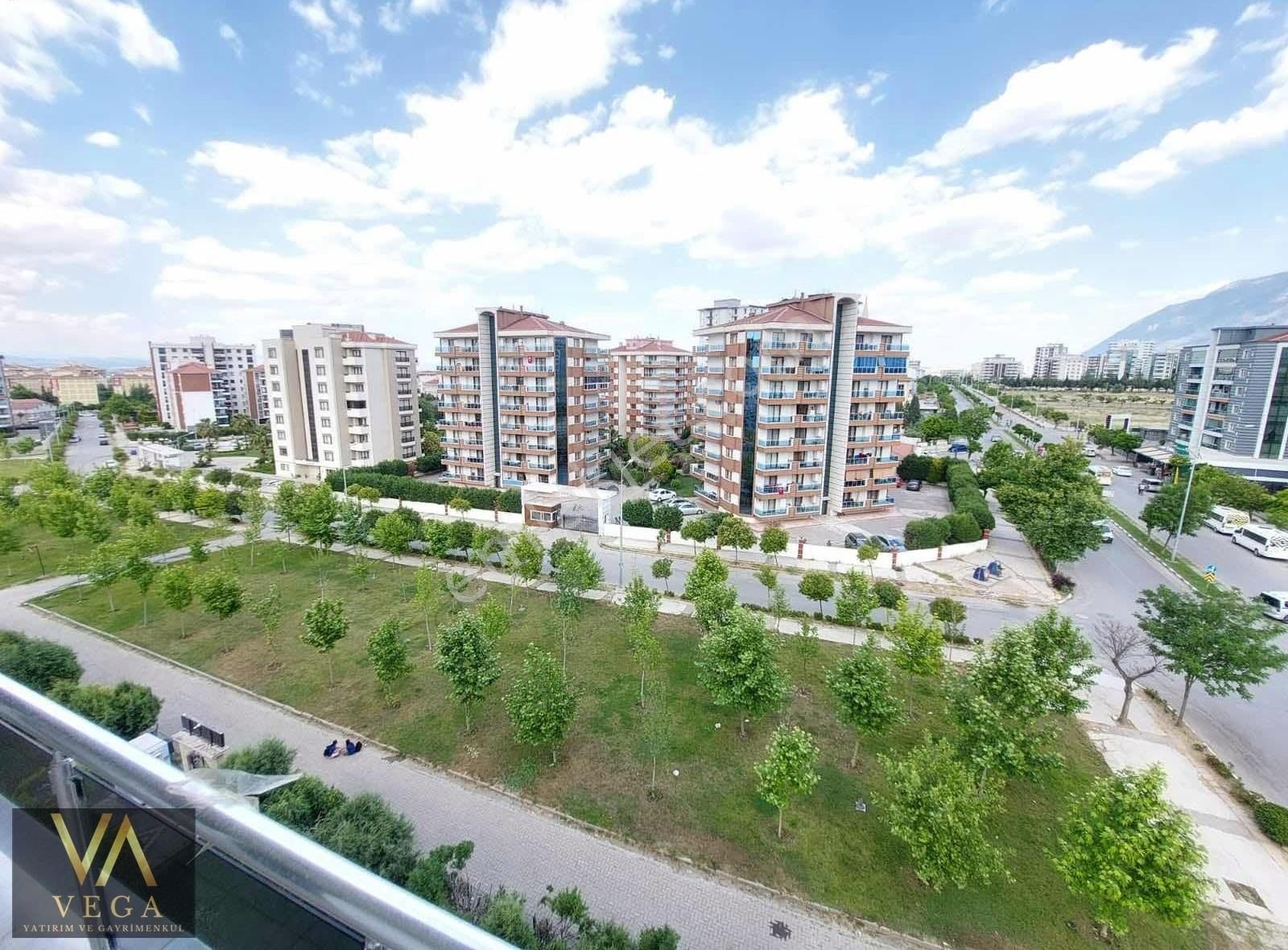 Vega'dan Güzelyurtta Satılık Ebeveyn Banyolu 3+1 Daire