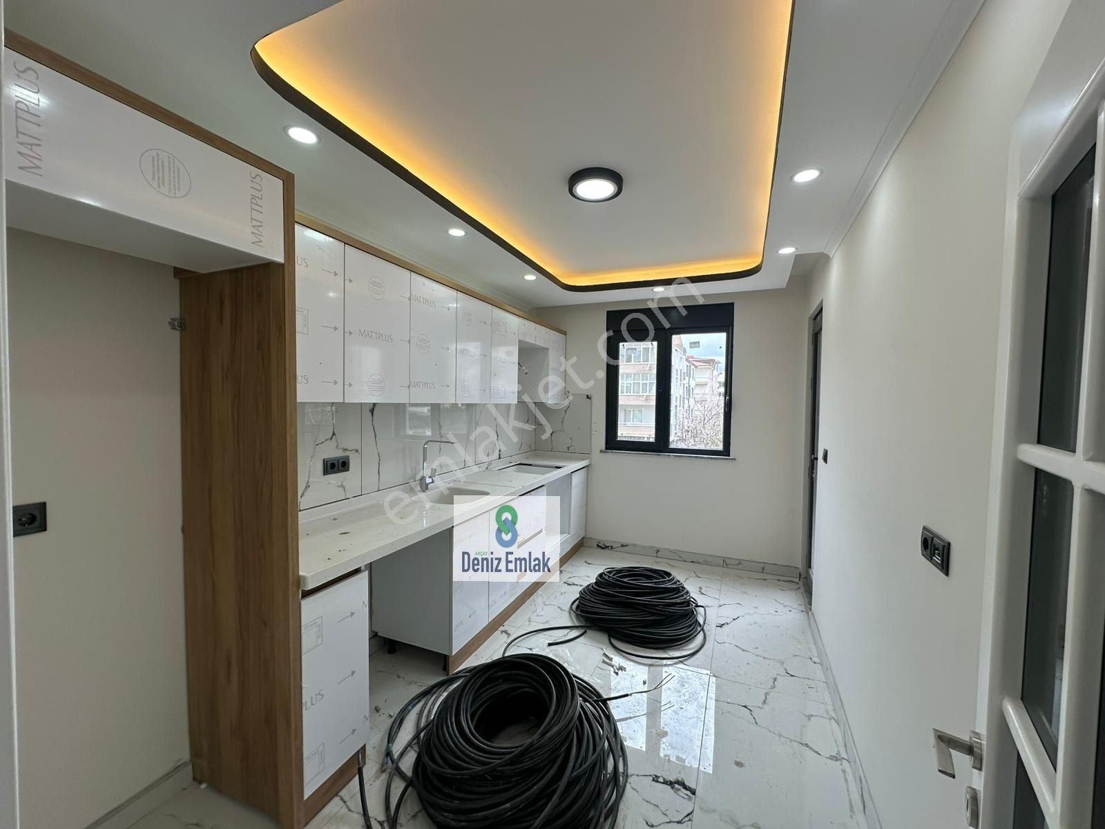 ♾️denizden Akçayda♾️2+1 Öncephe Sıfır Arakat Satılık Daire