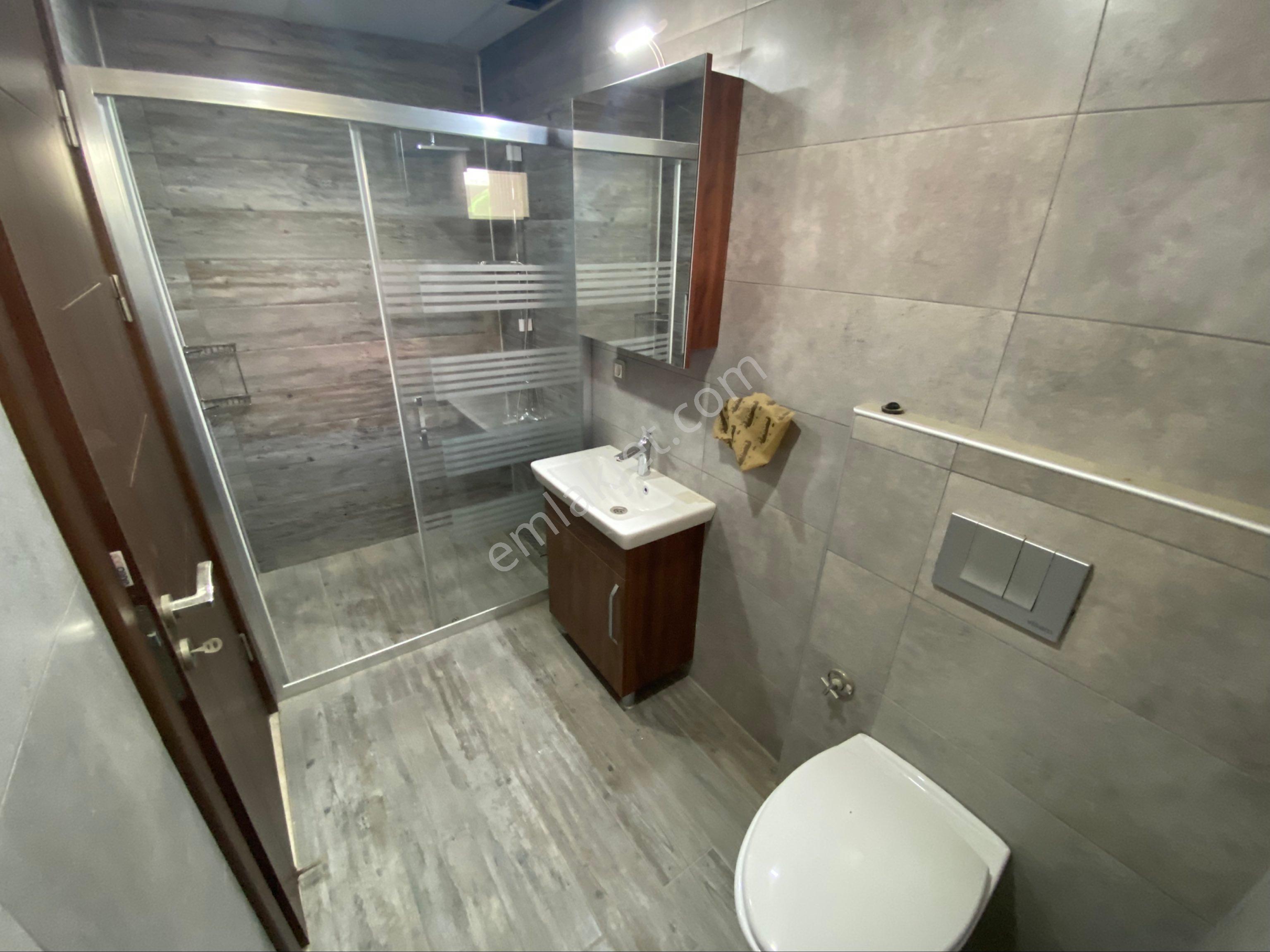 Kuşadası’nda Deniz Manzaralı Asansörlü Lüks Villa - Görsel 24