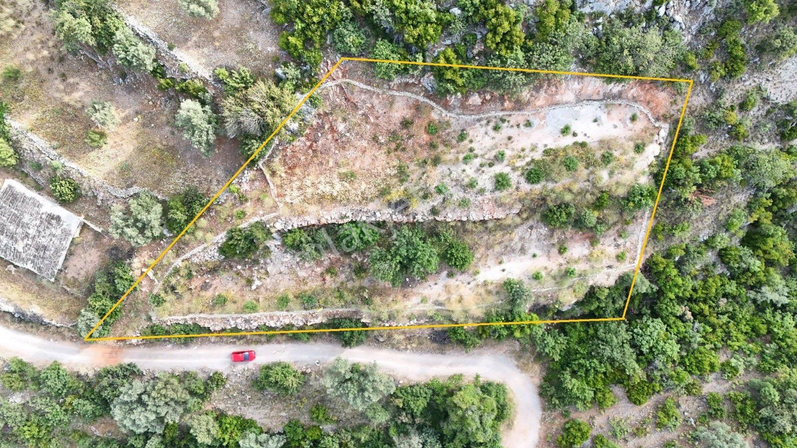 Alanya Karamanlarda Satılık 1.770 M2 Müstakil Tarla - Görsel 4