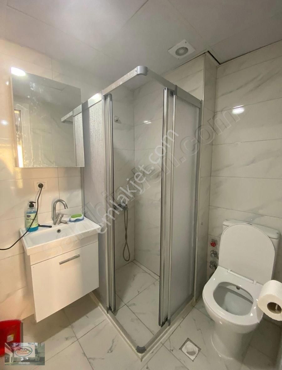 Akman Gayrimenkul'den Muradiye'de Eşyalı Satılık 1+1 Daire