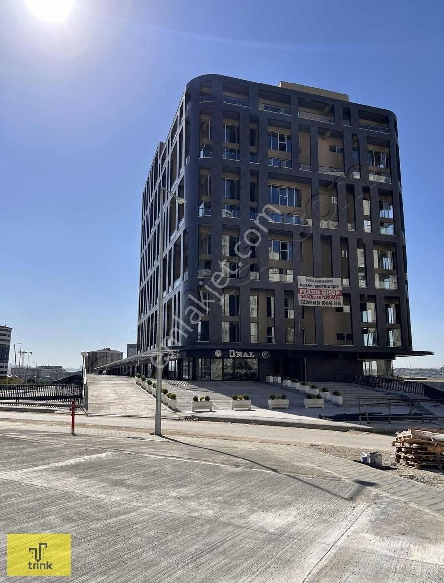 Trınk Yatırım'dan Merkezde Oto Galeri Dükkanı - Görsel 11