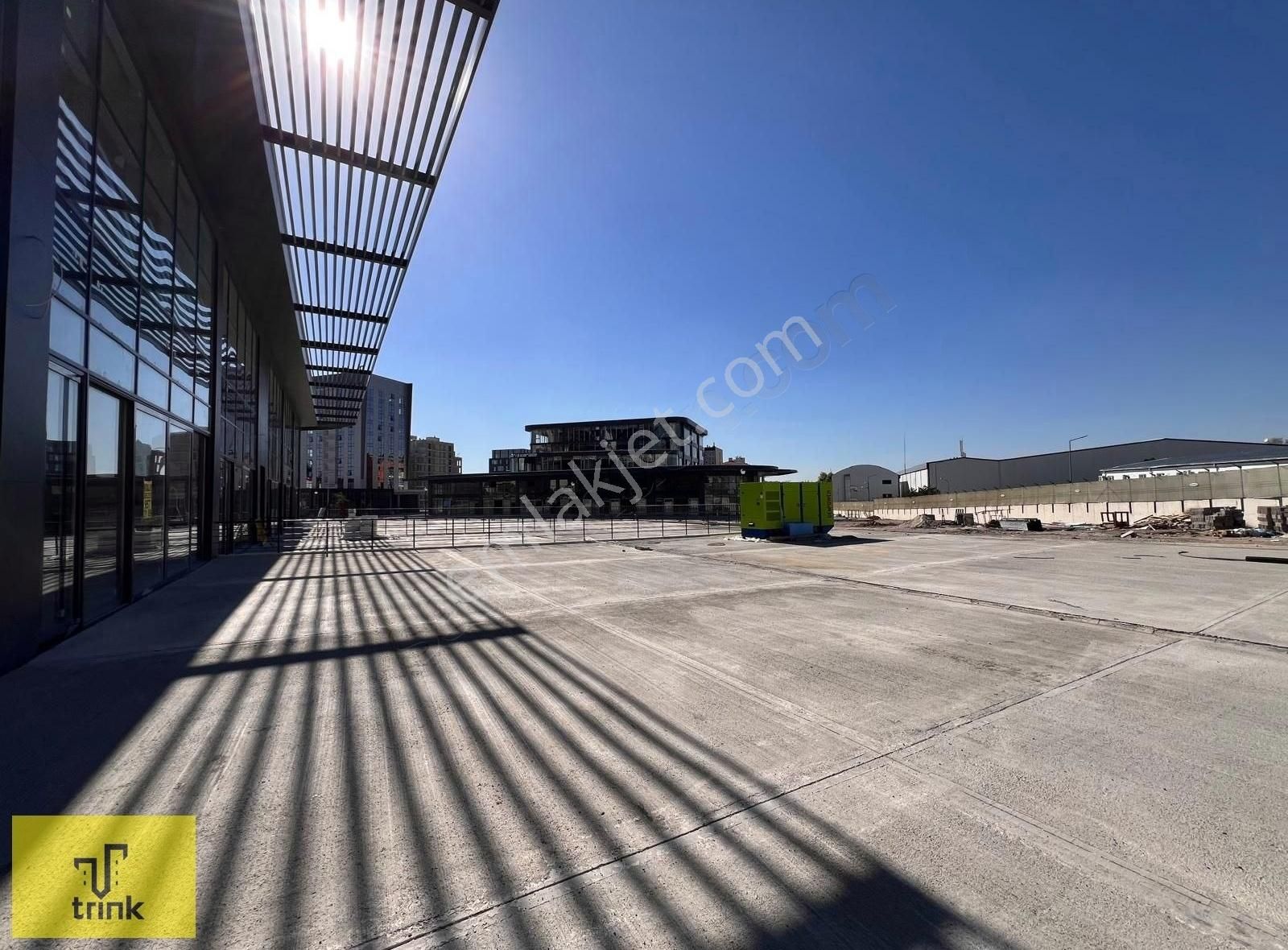 Trınk Yatırım'dan Anadolu Bulvarında Satılık Oto Galeri Dükkanı - Görsel 3