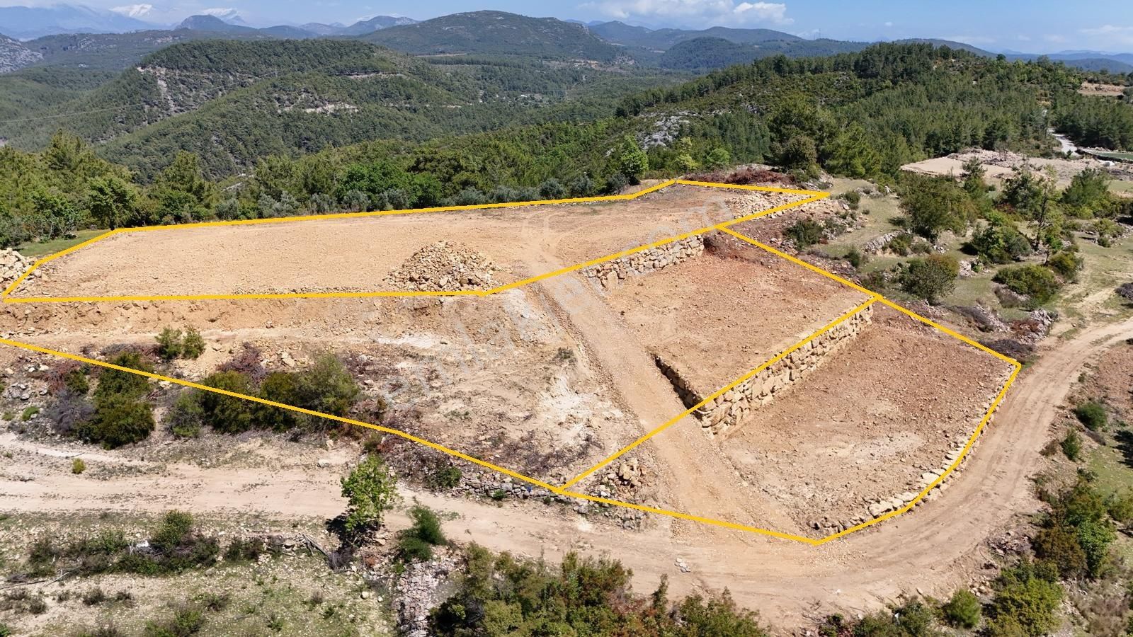 Alanya Saburlarda Satılık 4.500 M2 Tarla