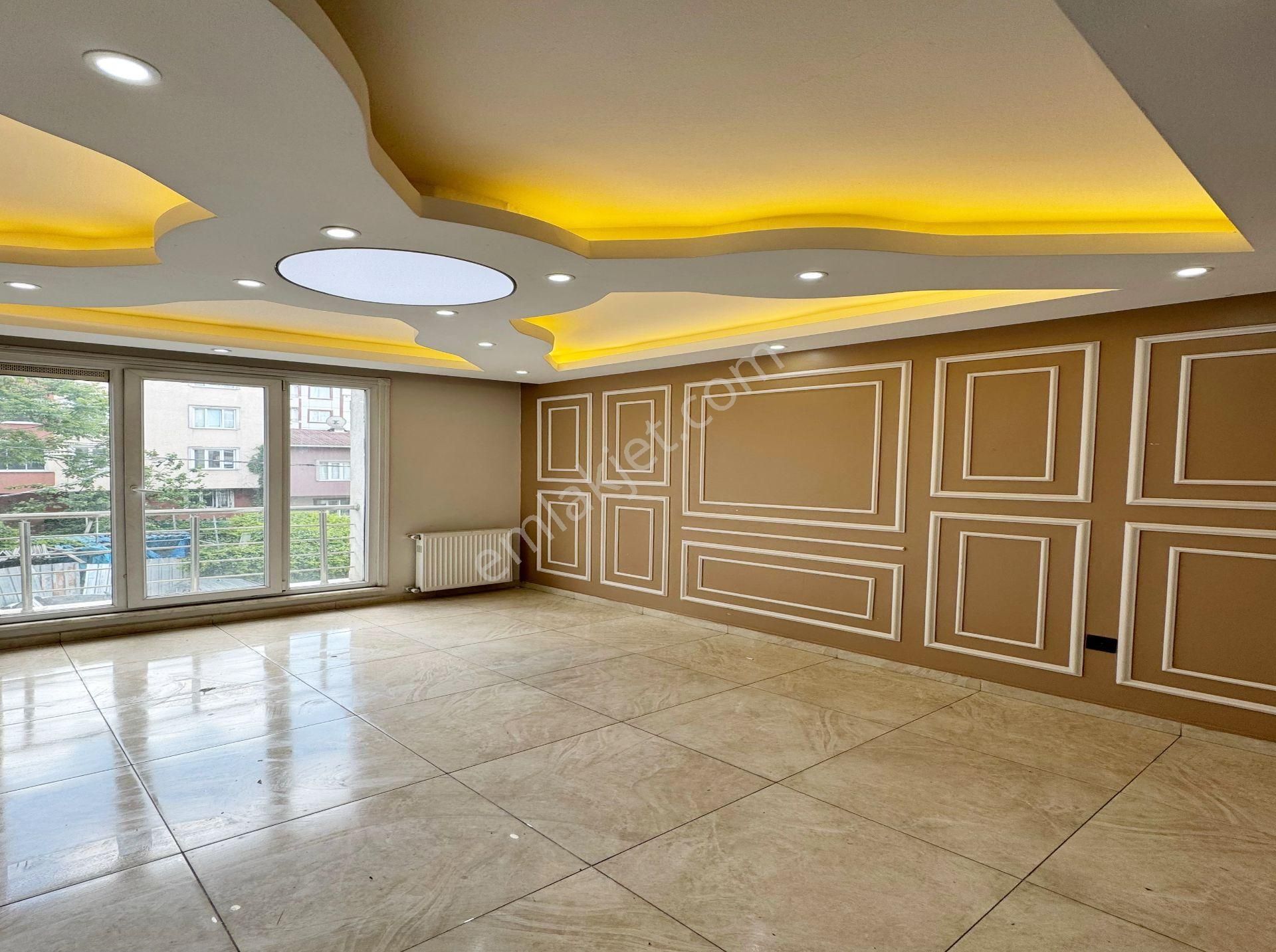 Vira Yapı'dan Aile Binasında Geniş M2 Balkonlu Satılık Daire !