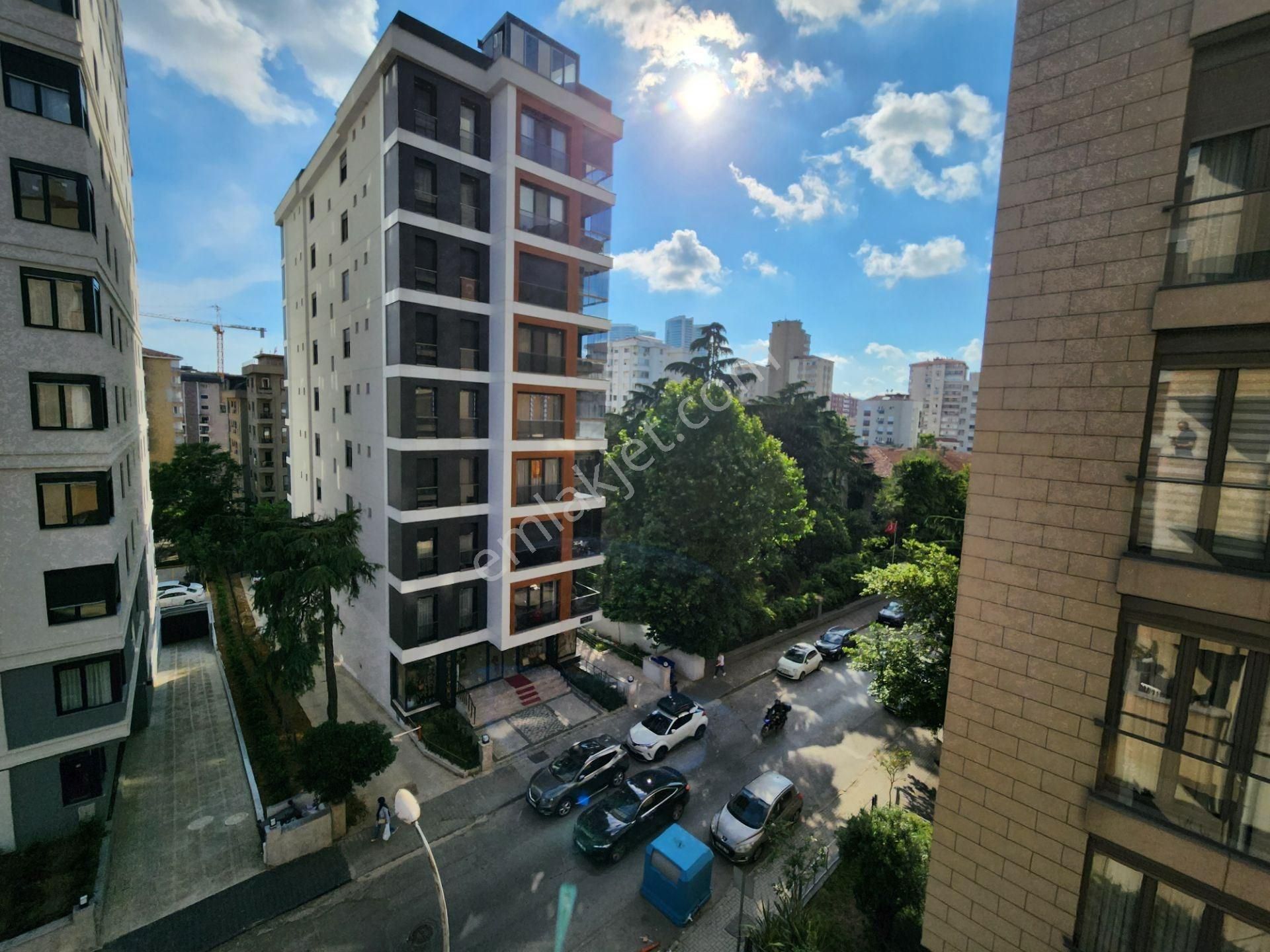 Göztepe Cadde Marmaray Arası Geniş Ve Önü Açık Kiralık 3+1 Daire