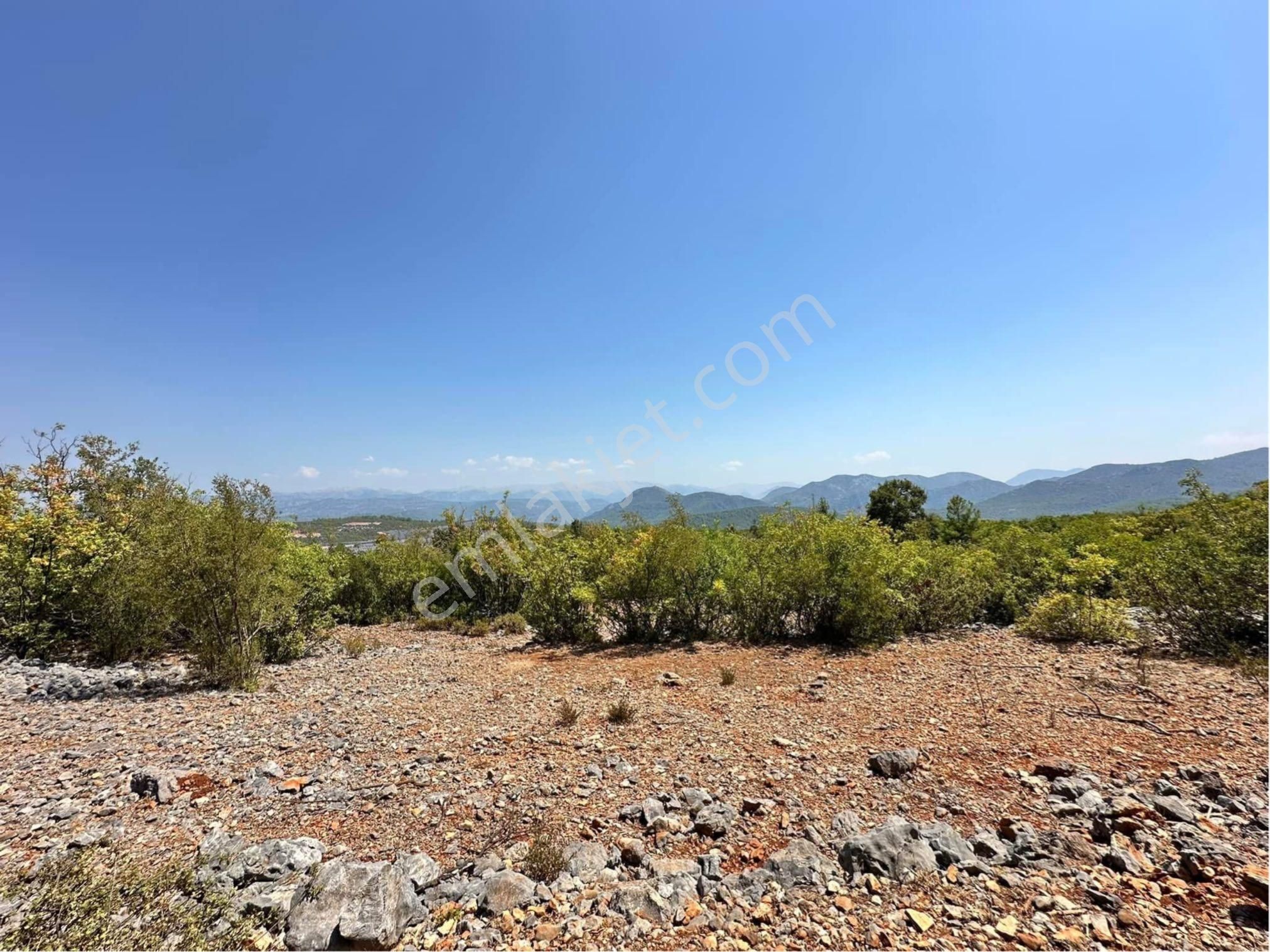 Alanya Karamanlarda Satılık 6.300 M2 Müstakil Tarla