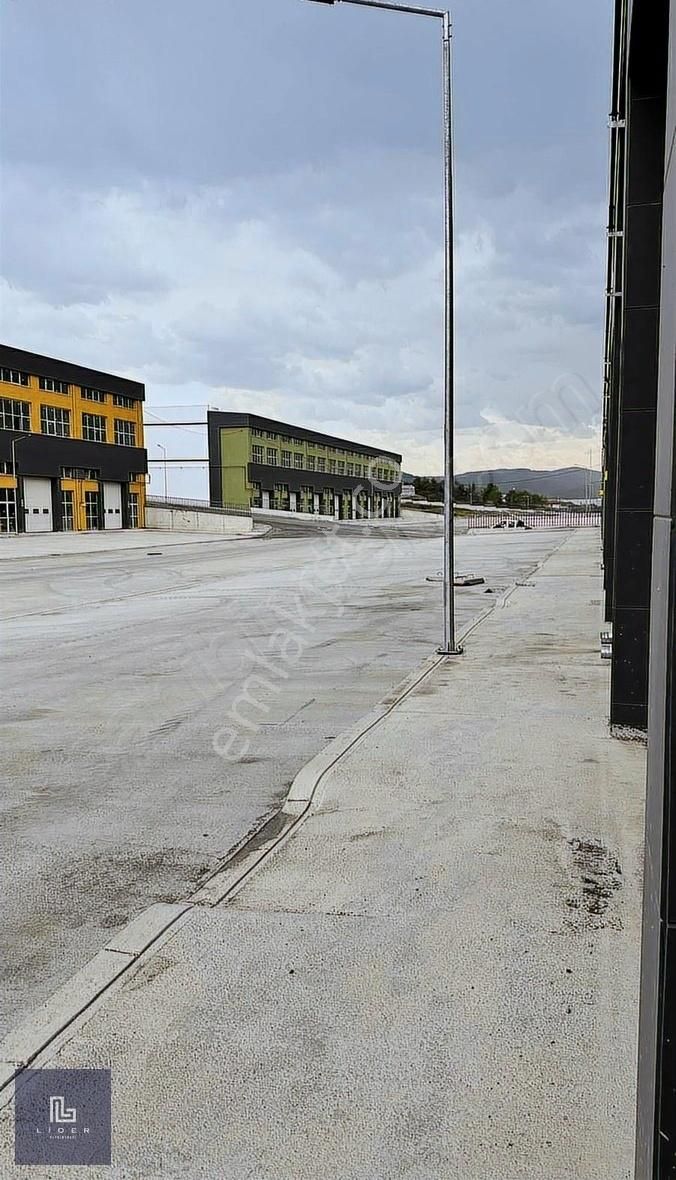 Lider'den Toybelen Mh. Yeni Sanayi Sitesinde 200m2 Fırsat Dükkan