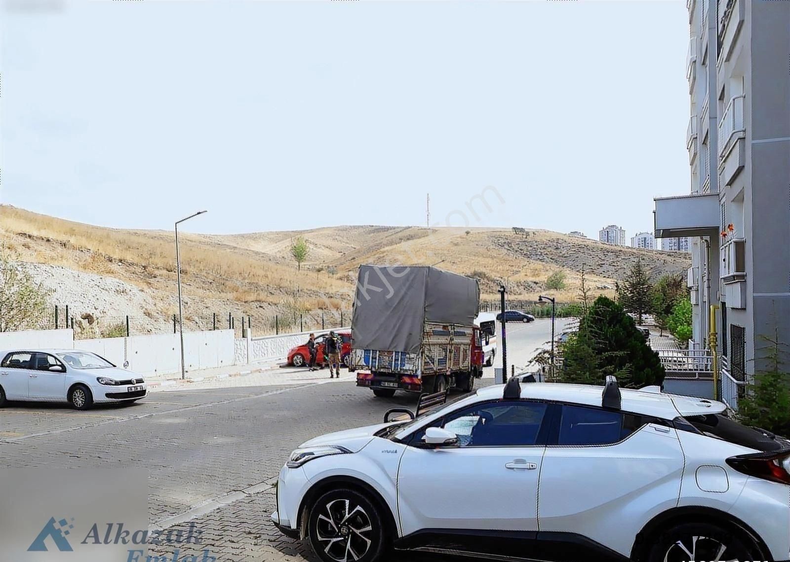 Yapracık Toki B2 Tipi 94 M2 2+1 Boş Oturuma Hazır Satılık Daire - Görsel 2