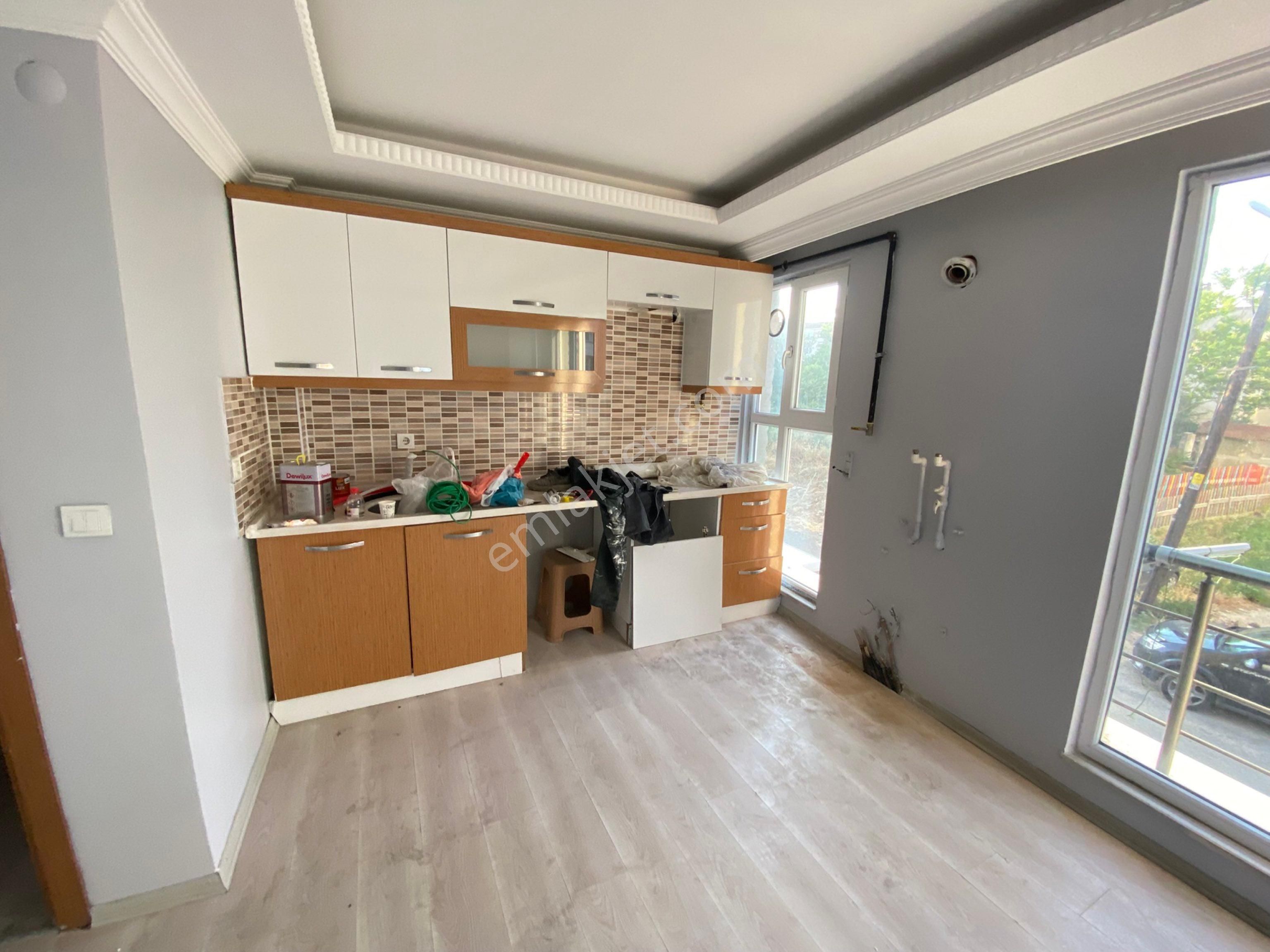 Hıdırağa Mahallesi 2+1/75m2 A. Mutfak Satılık Daire!!! 7 Yıllık