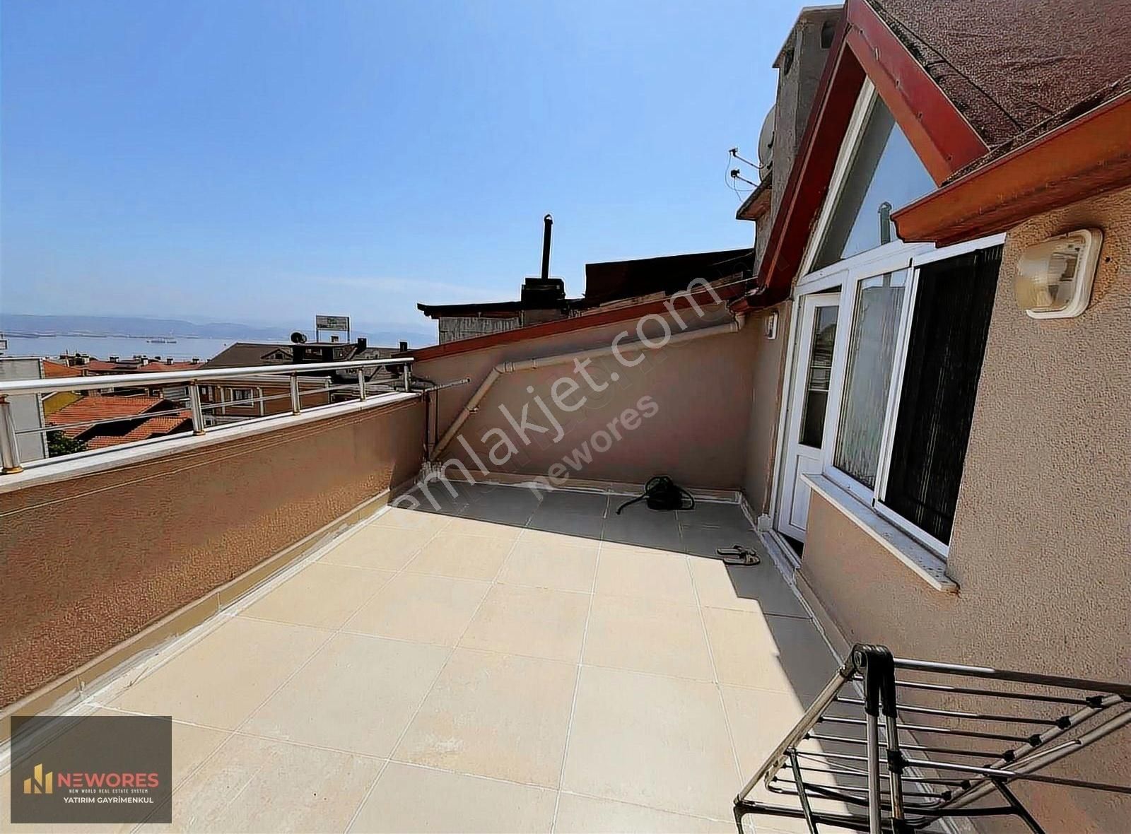 Gebze Barış Mahallesi Deniz Manzaralı Satılık 4+1 Dubleks Daire