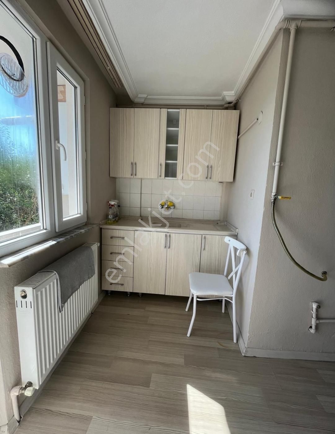 Hıdırağa Mah. 2+1 / 100m2 Ara Kat Satılık Daire!!!