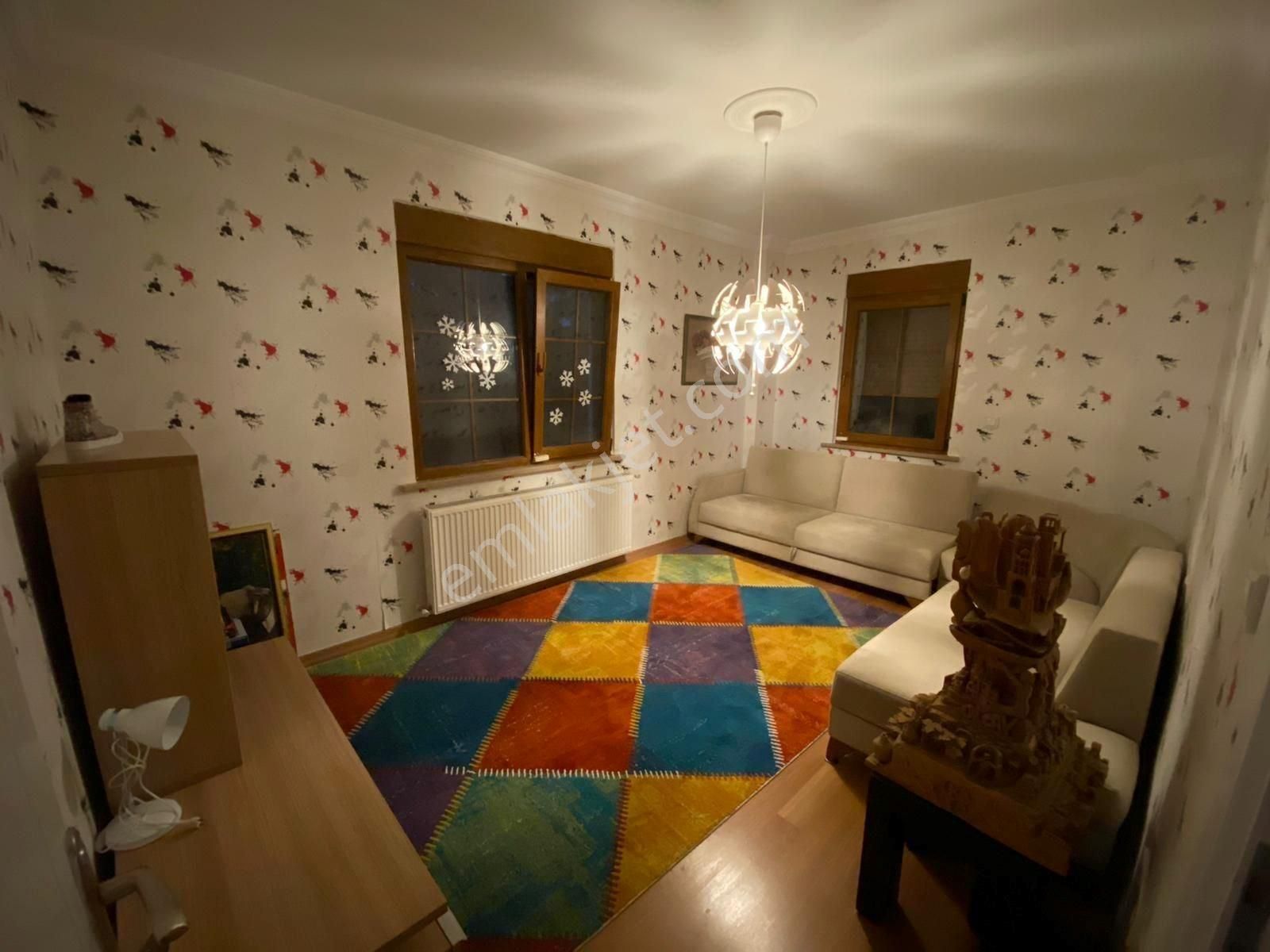 Mimarobada C30 Betonuyla Yapılmış Havuzlu Villa