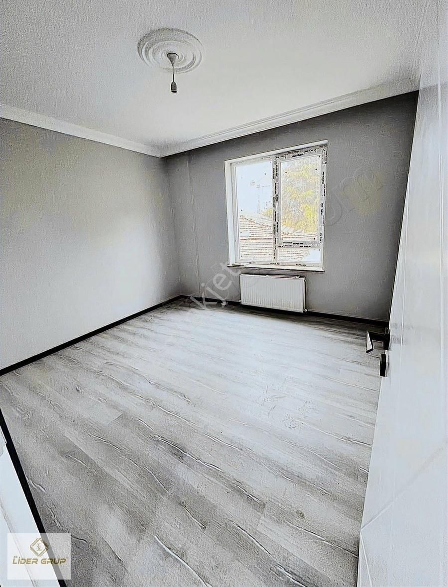 Zafer Mahallesi Satılık Lüxs 2+1 Daire - Görsel 3