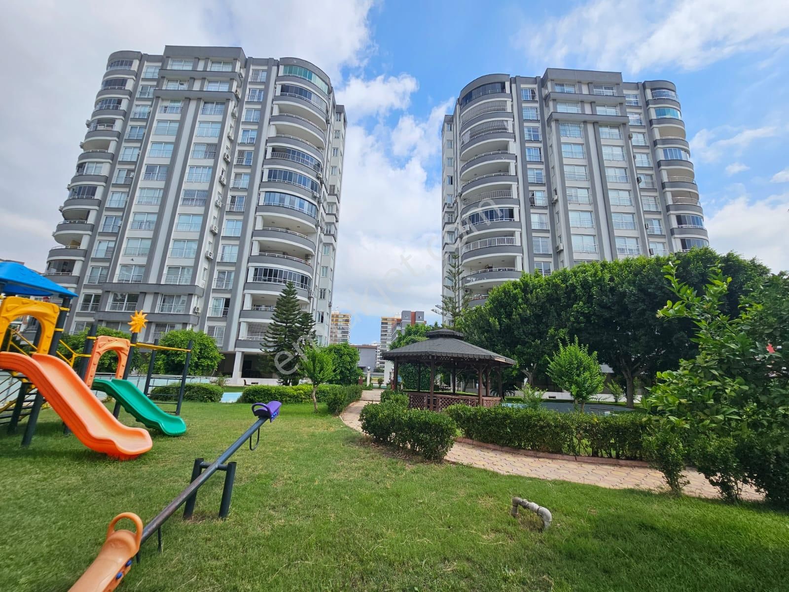 Seyhan/gürselpaşada 4+1 Geniş Sosyal Donatılı+peyzajlı Güvenlikli Site