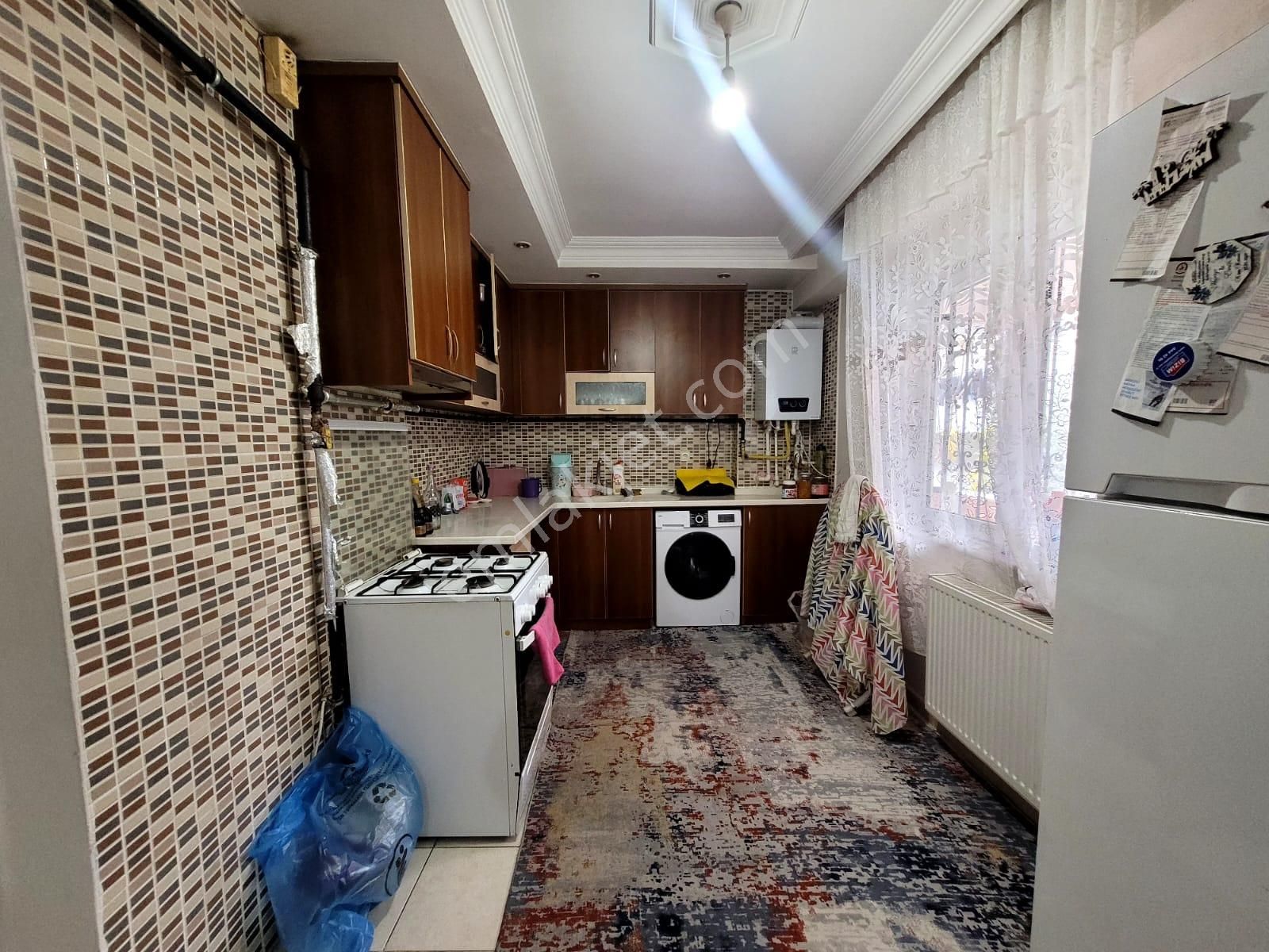 Karaman Pazarına Yakın 2,5+1 100m2 Satılık Daire