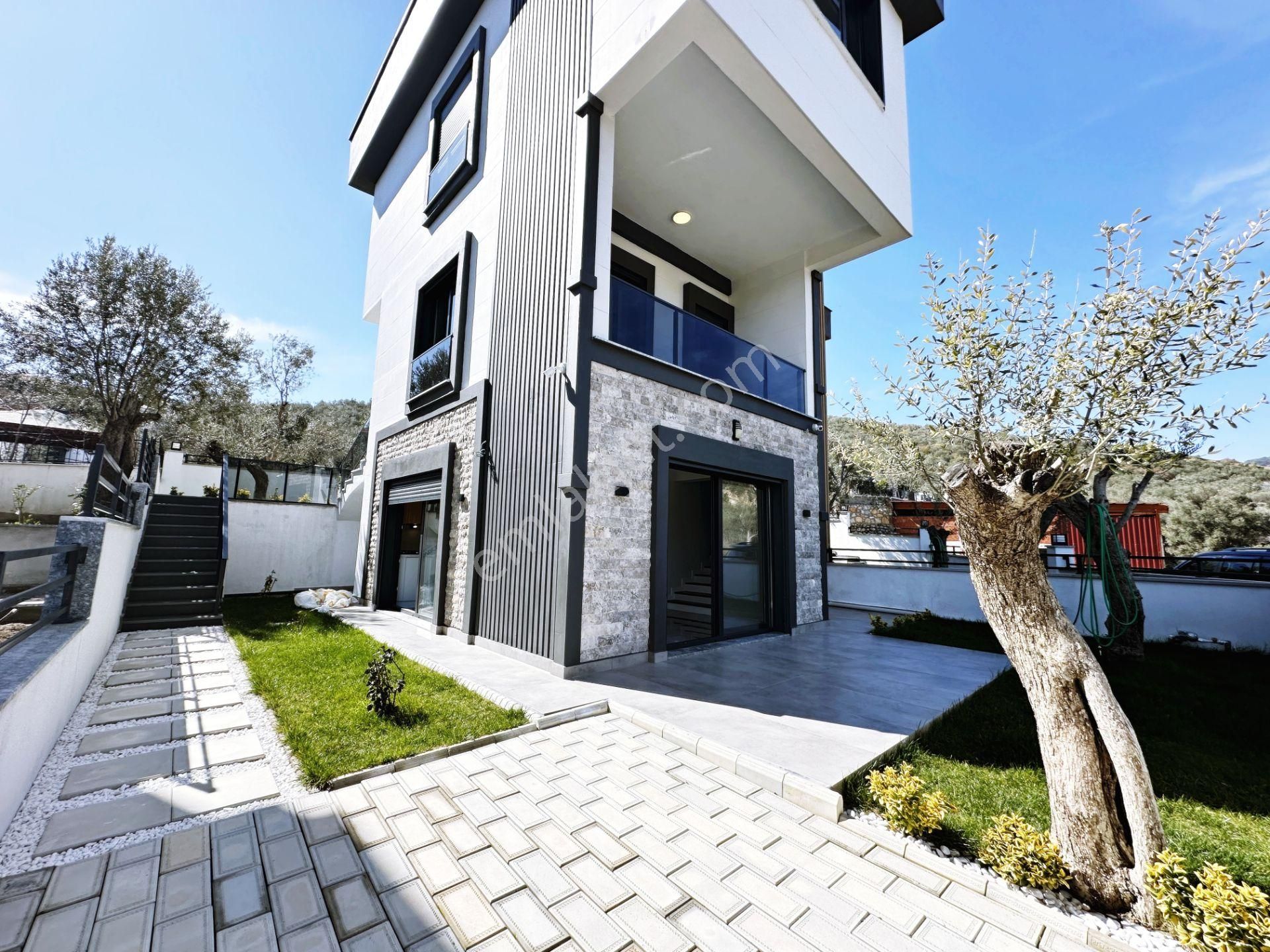 🔴ayanoğlundan Gürede Deniz Ve Dağ Manzaralı Asansörlü Modern Tasarımlı Satılık 4+1 Villa - Görsel 13