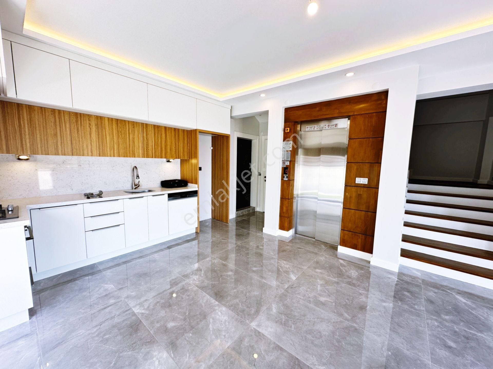 🔴ayanoğlundan Gürede Deniz Ve Dağ Manzaralı Asansörlü Modern Tasarımlı Satılık 4+1 Villa - Görsel 2