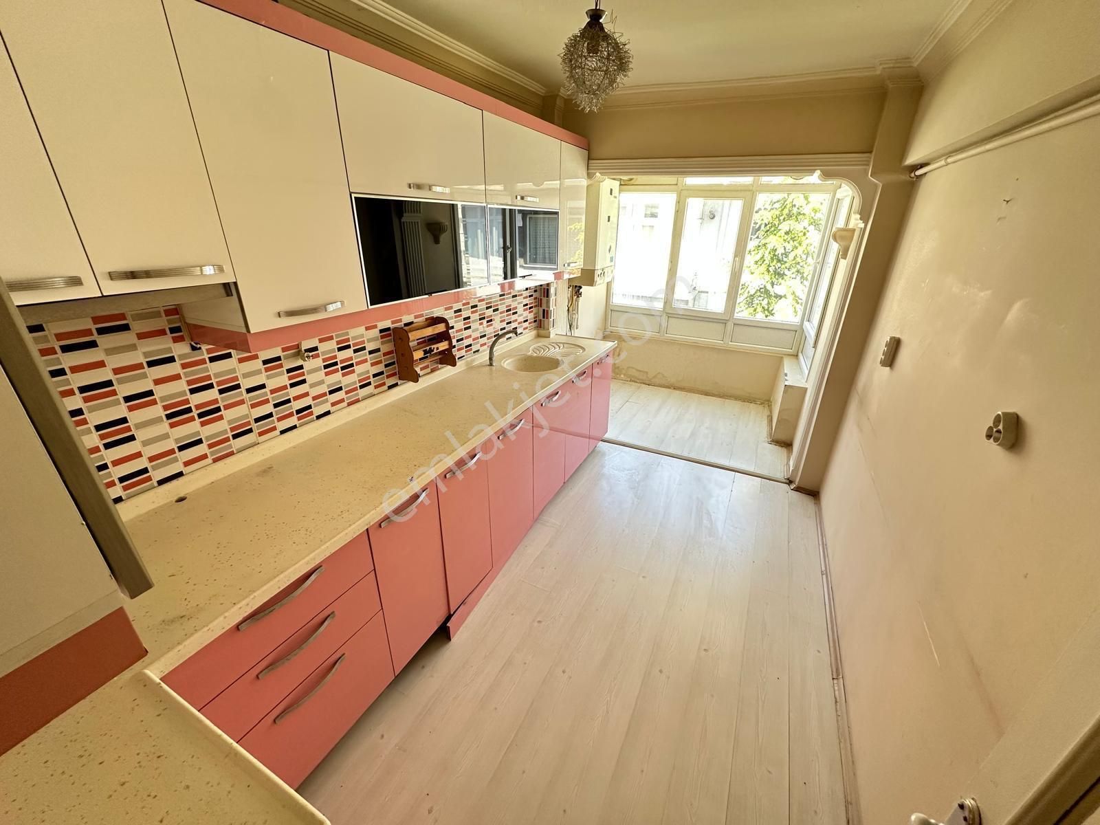 ** Ahi Evran Mah. Site İçerisnde 3+1 Daire**