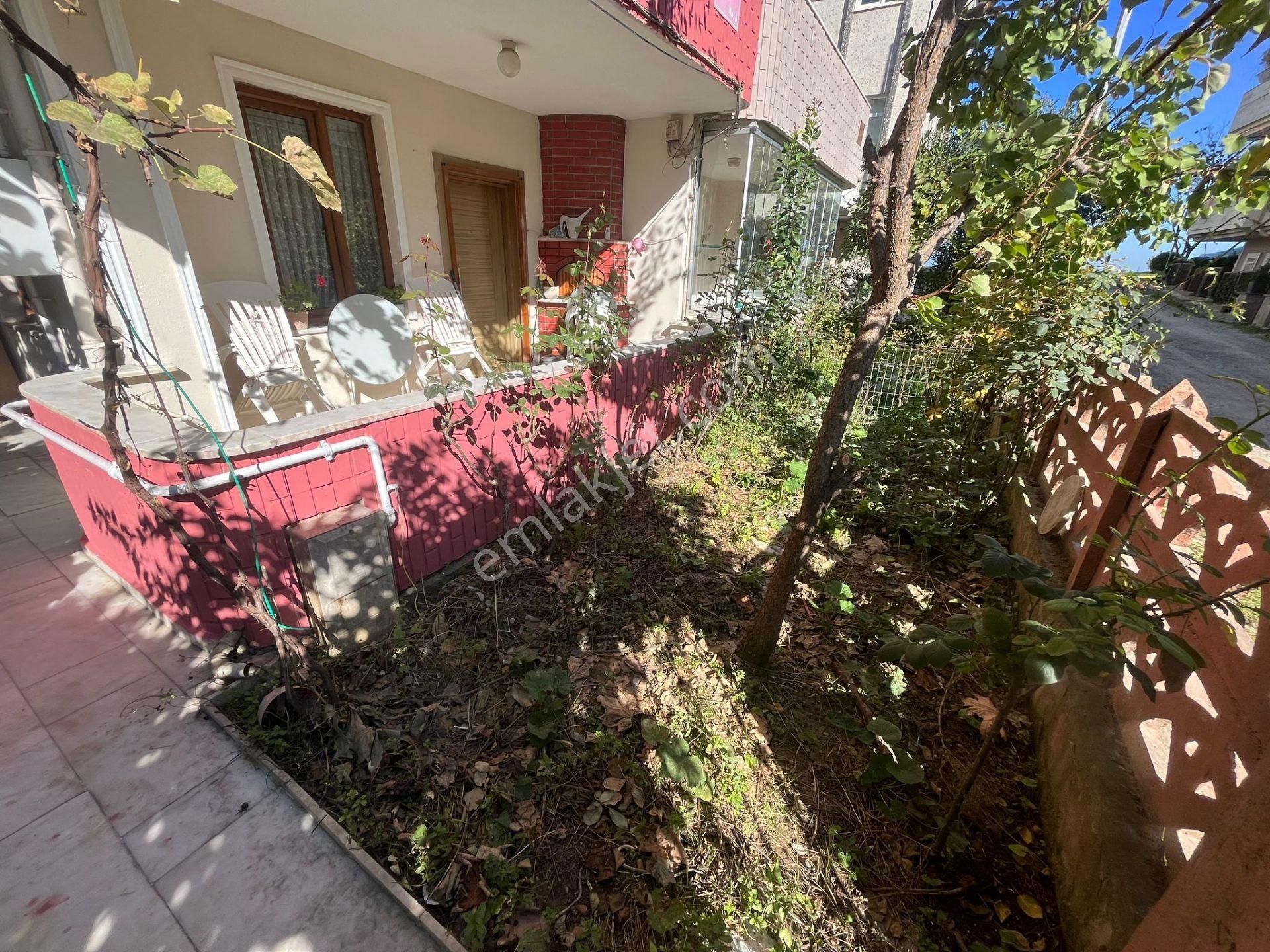 Karasu Sahilde Denize Sıfır Müstakil Bahçeli Satılık 4+1 Tripleks Villa - Görsel 9