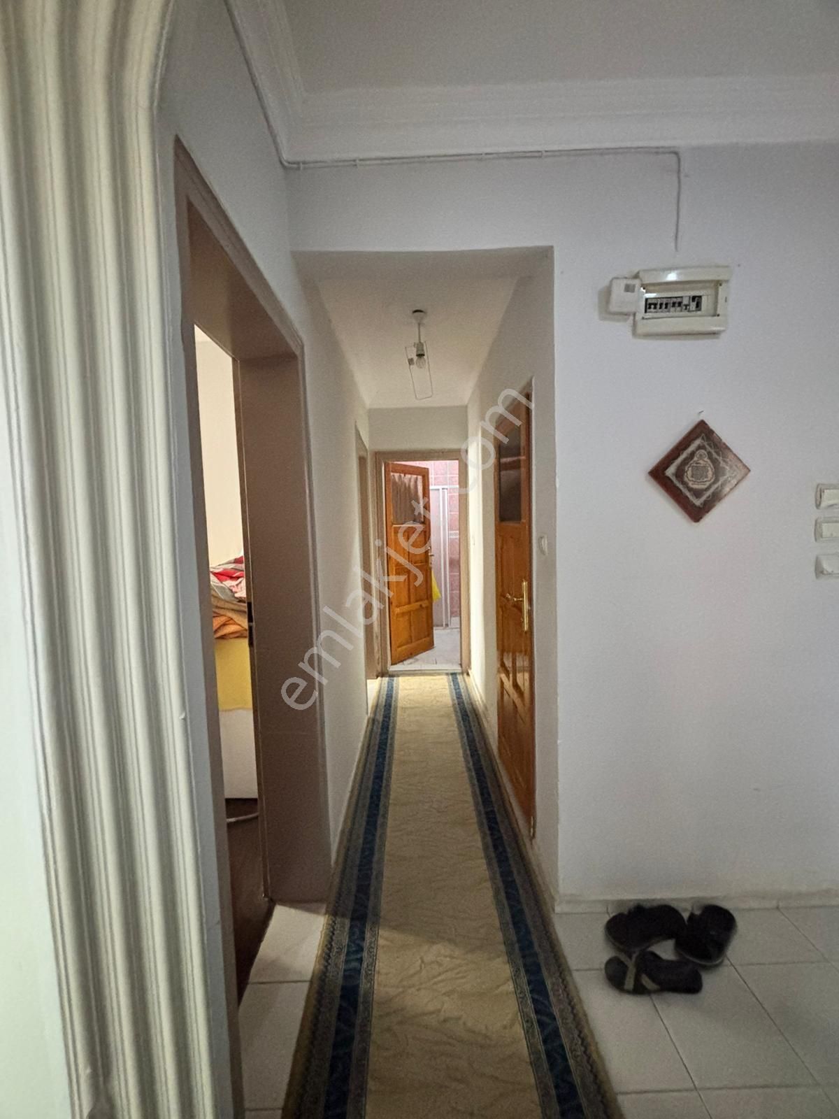 Sığacık Yolu Üzerinde, Çarşıya Yakın Geniş Bahçeli 3+1 Daire! - Görsel 15