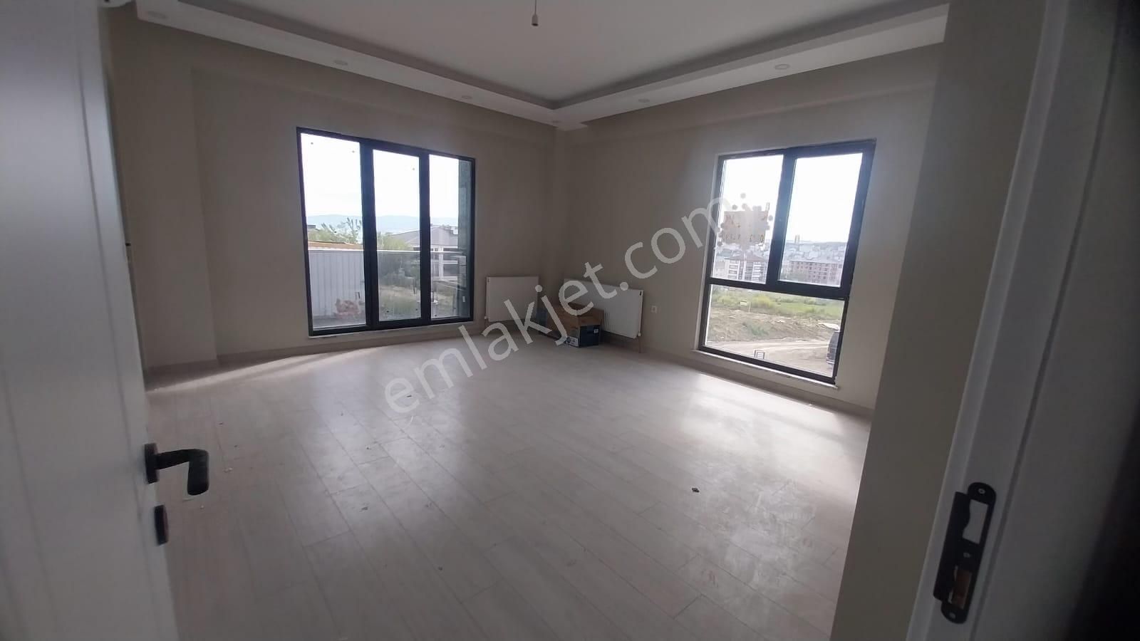 Ekşioğlu 'dan Tekirdağ Süleymanpaşa Atatürk Mahallesi Satılık Daire 3+1 - Görsel 31