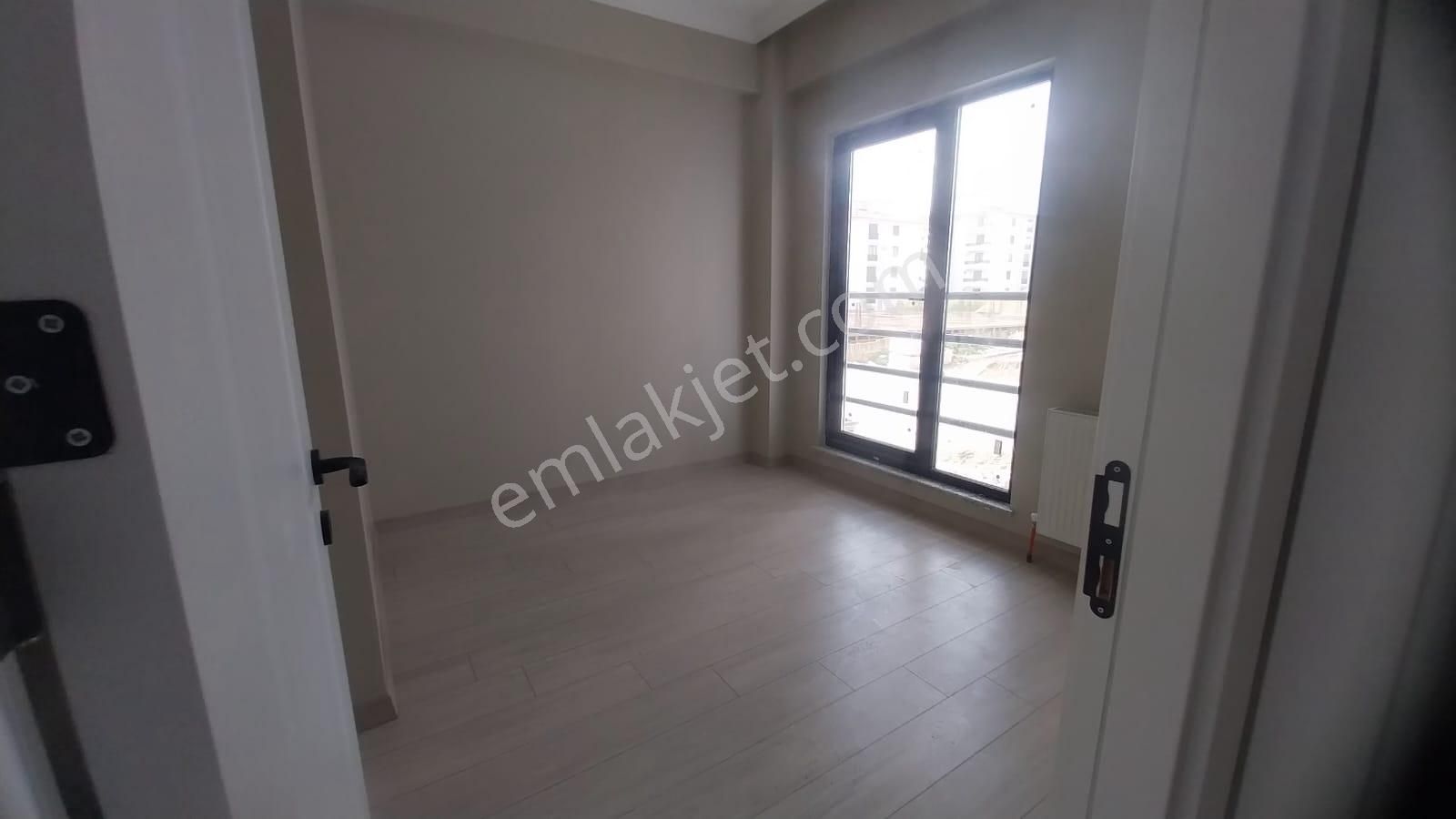 Ekşioğlu 'dan Tekirdağ Süleymanpaşa Atatürk Mahallesi Satılık Daire 3+1 - Görsel 11