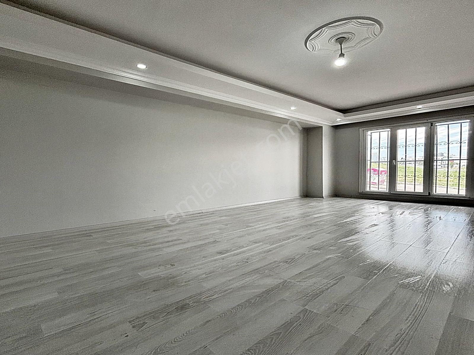 Cadde34 Yapı'dan Arakat Metrekaresinde Balkonlu Yüksek Giriş Satılık Daire!!!