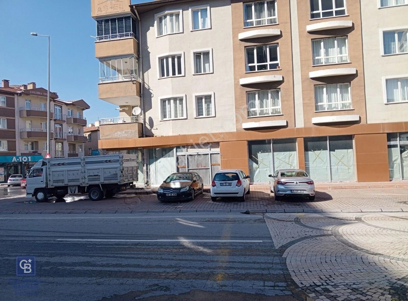 Bahçelievler Merkezde 1200 M2 Dükkan