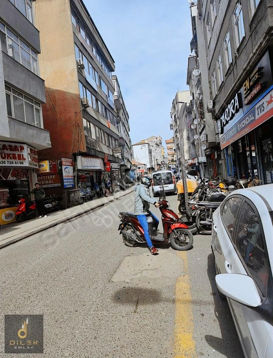 Kdz Ereğli Merkezde Sahile Yürüme Mesafesinde Satılık Dublex