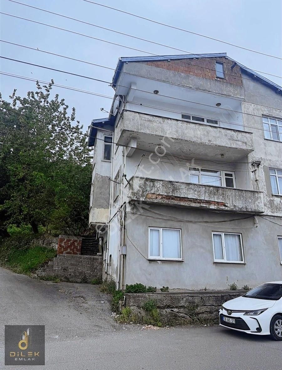 Uzunmehmet Mah. 3 Katlı 420m2arsa İçerisinde Satılık Bina