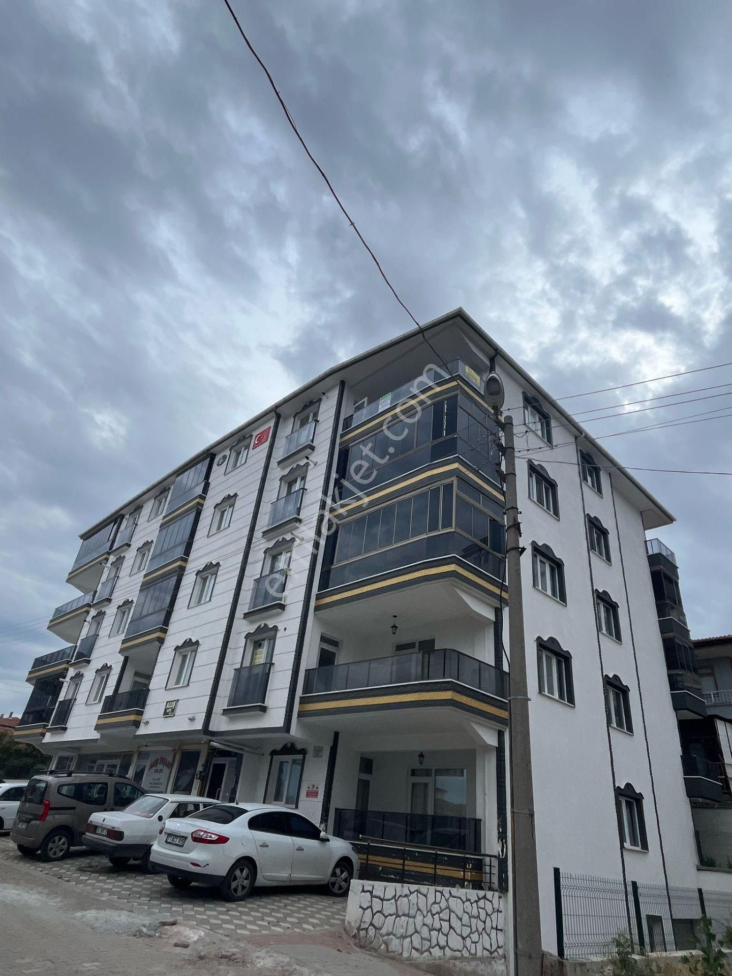 Kırıkkale Merkez Yeni Mahalle 2 Yıllık Satılık Daire