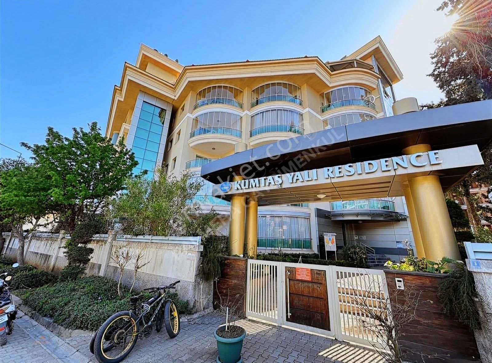 Marmaris'te Denize Sıfır Kiralık Eşyalı Rezidans
