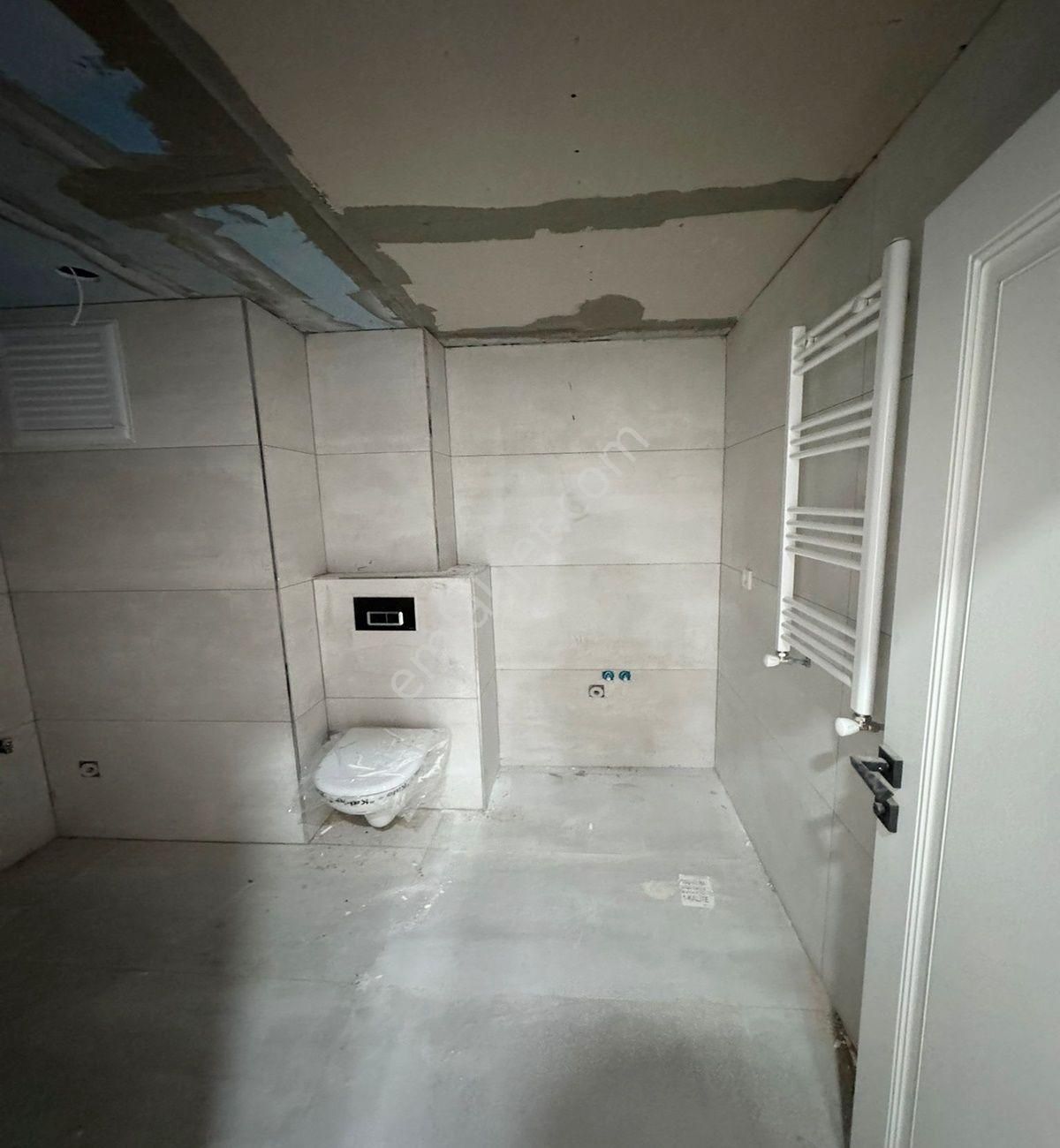 Avcılar Merkezde Sıfır 2+1 130 M2 Satılık Aydınlık Daire - Görsel 11