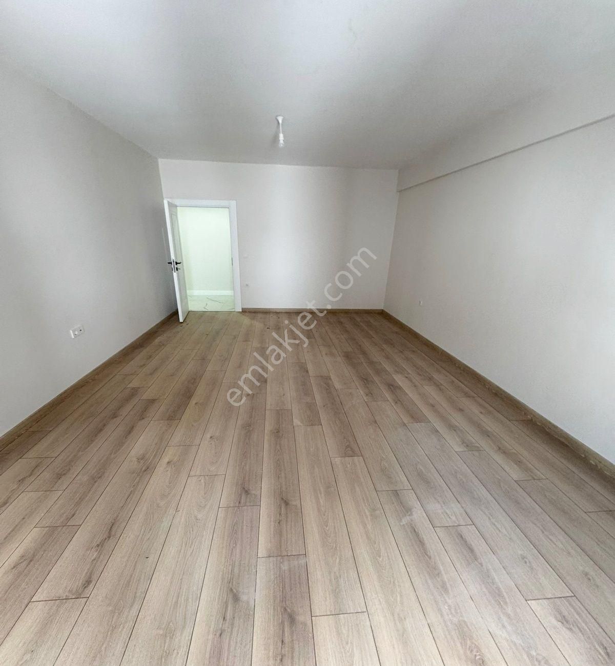 Avcılar Merkezde Sıfır 2+1 130 M2 Satılık Aydınlık Daire - Görsel 14