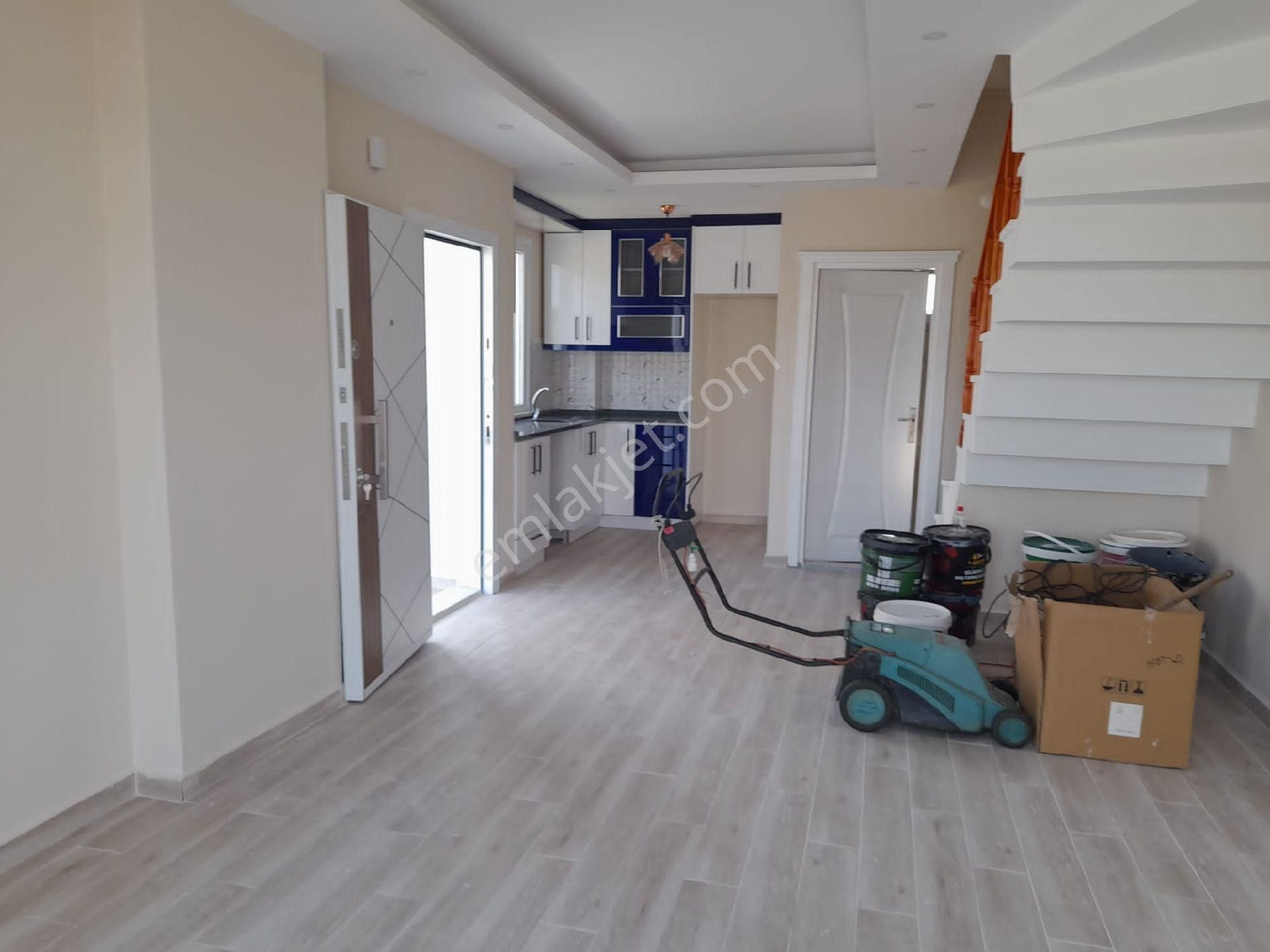 Marmara Ereğlisinde Tripleks Satılık Sıfır Lüks Villa - Görsel 10