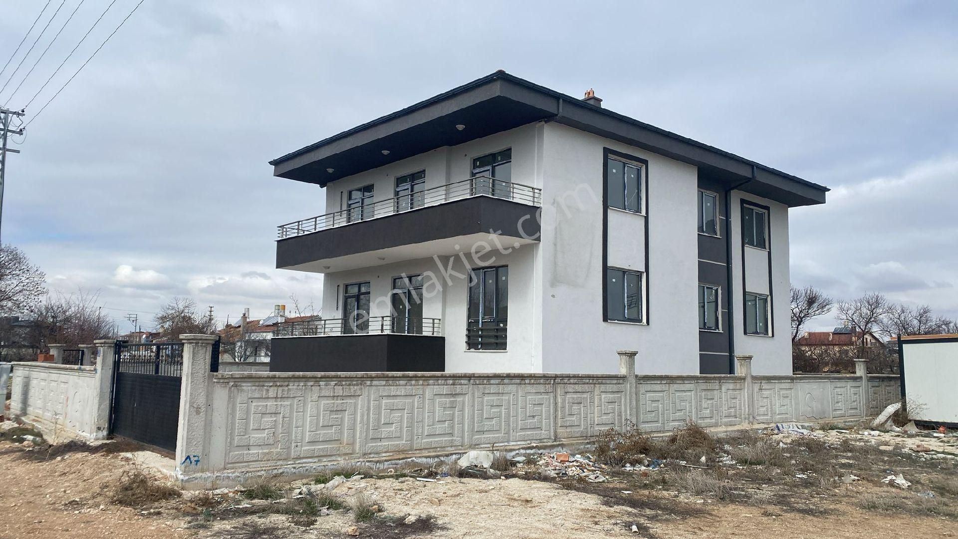 Konya Karatay Kkaraaslan Mah. 2.katlı Satılık Mustakıl Ev