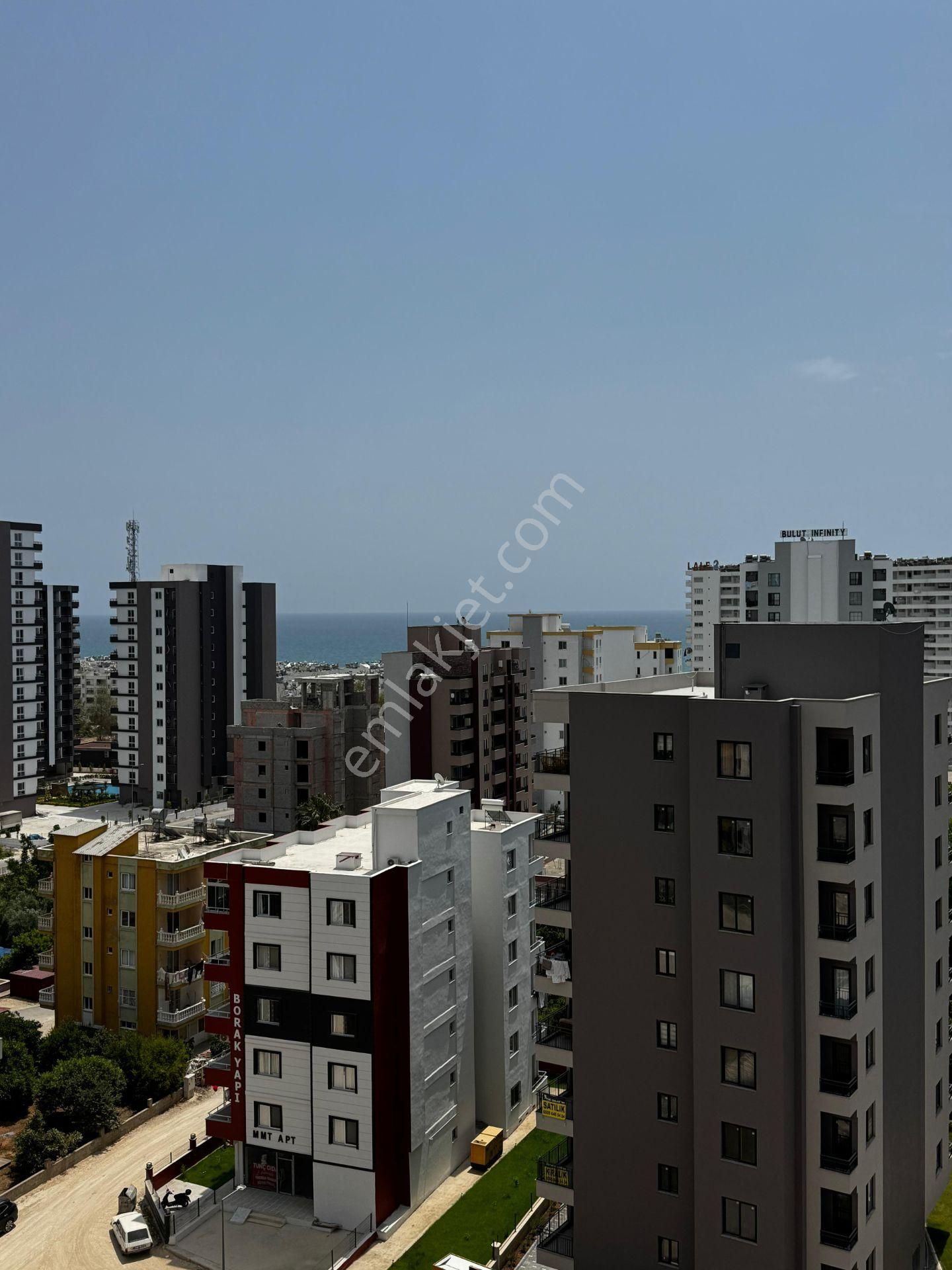 Mersin Erdemli Arpaçbahşiş'te Kompleks Site İçerisinde Satılık 2+1 Deniz Manzaralı Daire.