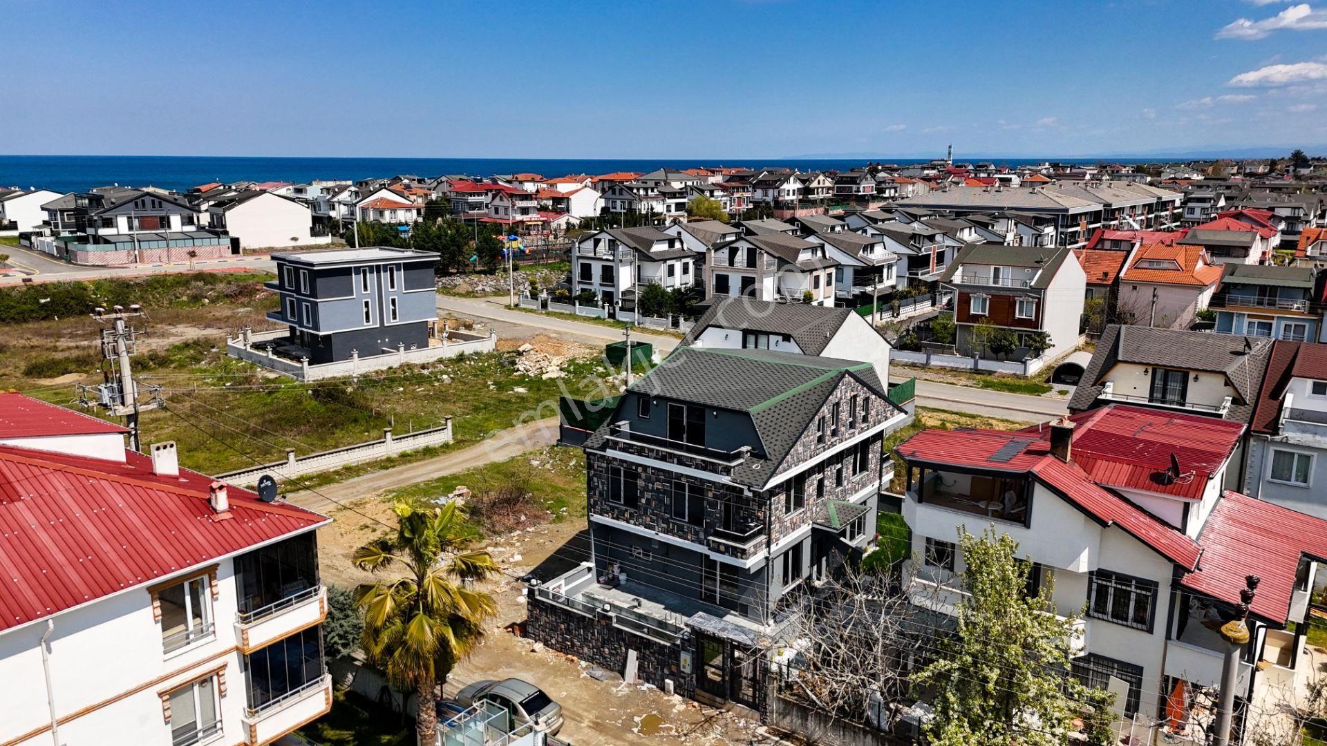 Kocaali De Eşsiz Konum, Eşsiz Yaşam! Plajda, Havuzlu Ve Ultra Şık Villa!