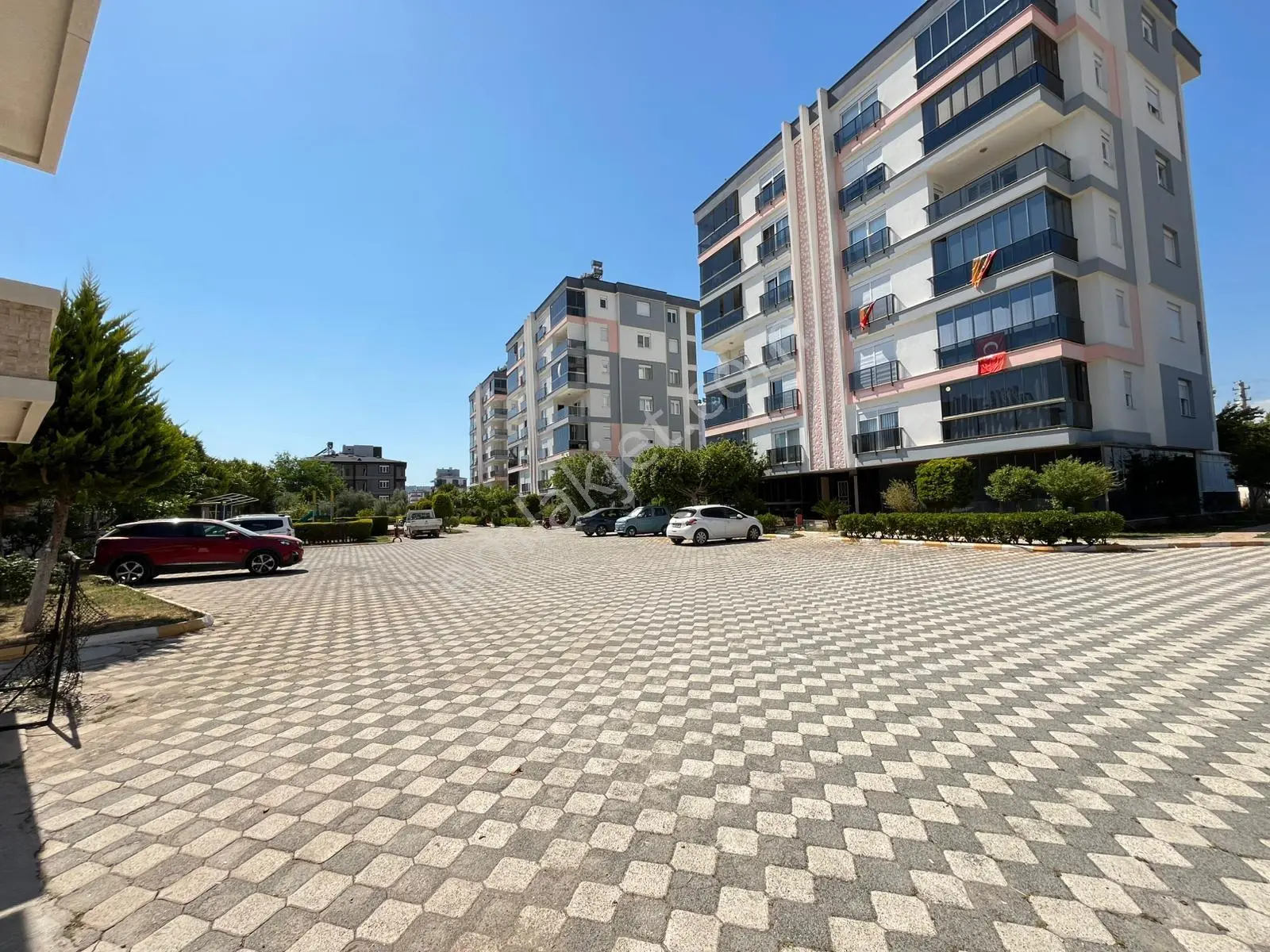 Havuzlu Güvenlikli Ultra Lüks Satılık Daire - Görsel 3