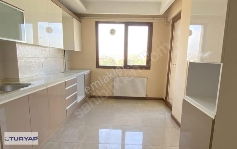 Akıncılar Mah. Site İçinde 120m2 Kapalı Mutfak 2+1 Satılık Daire
