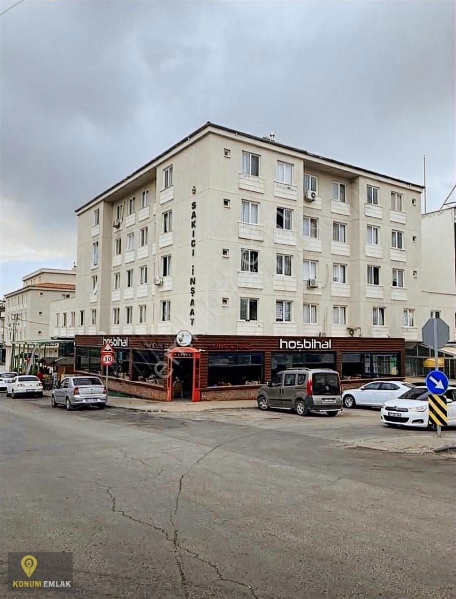 Konum'dan Hoşbihal Cafe Üstü Nezih 1+1 Eşyalı Daire