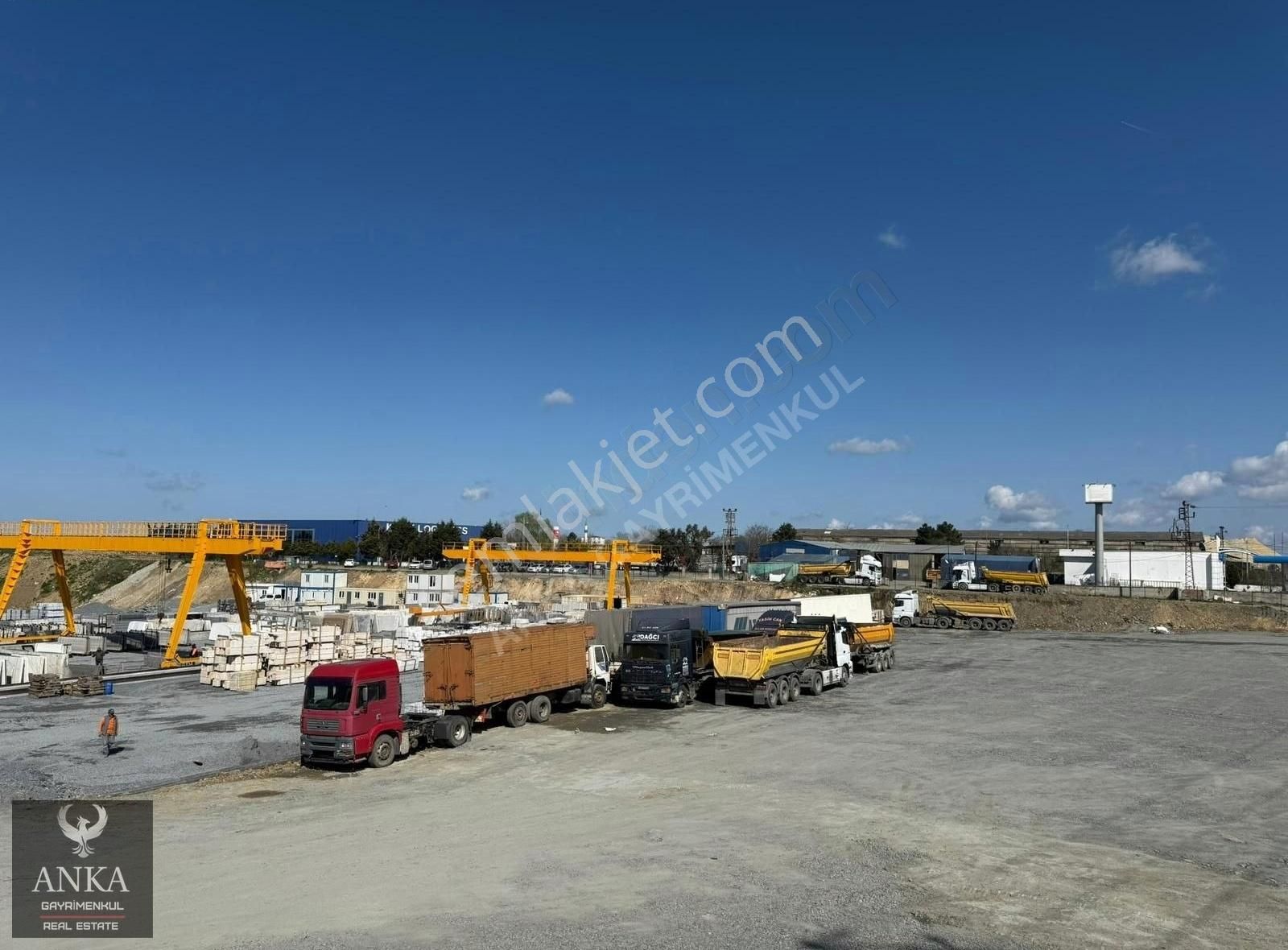 Kiralık Açık Alan Depolama Ve Tır Parkı