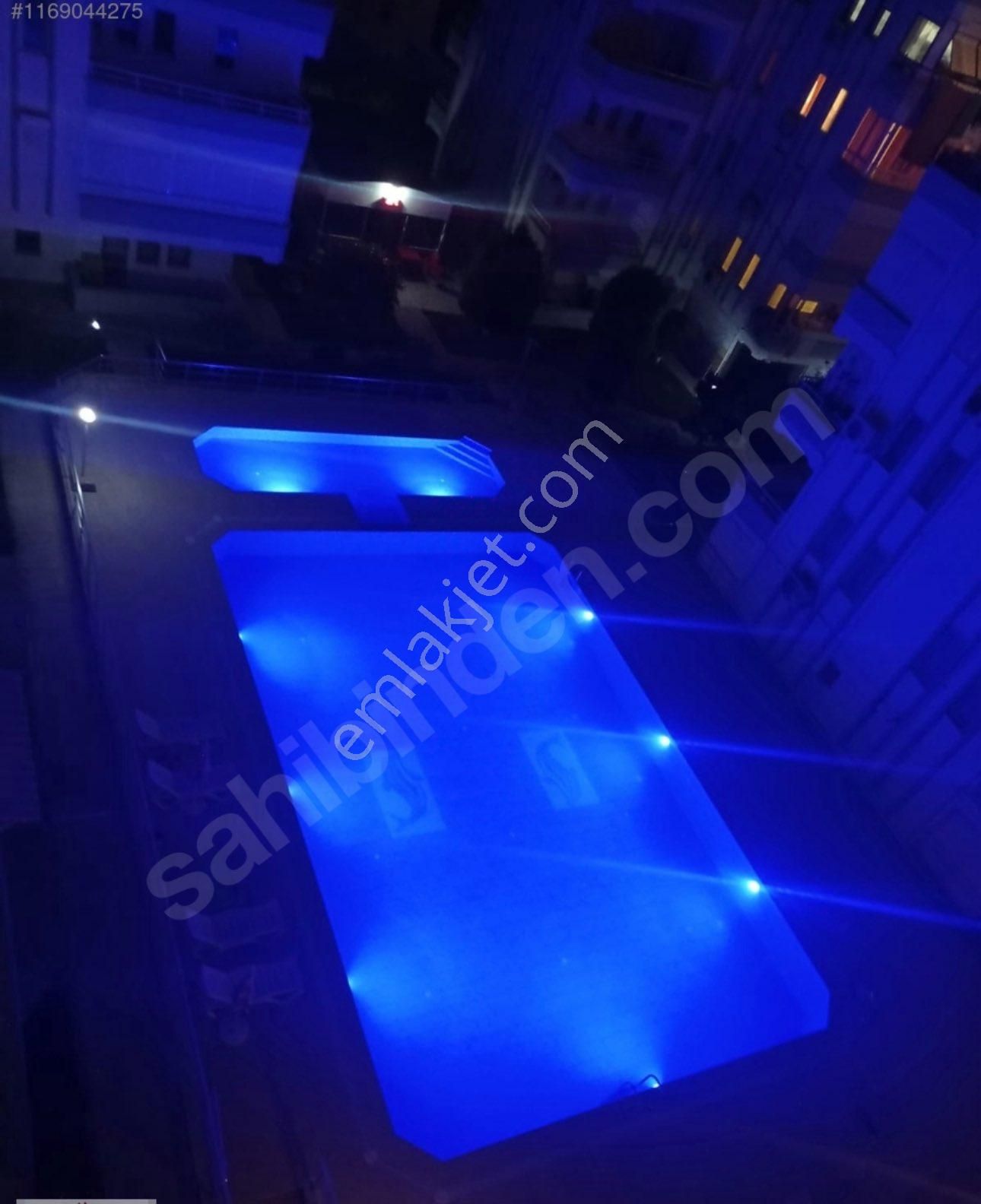 Öz Elit’den Alanya Mahmutlarda Eşyalı Denize 50 Mt Havuzlu Daire