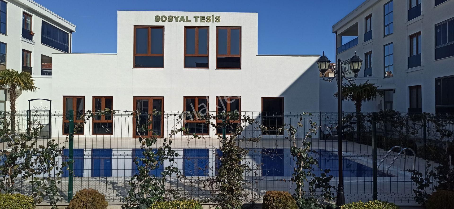 İnegöl Alanyurt Kozluca Yoluna Yakın Sitede Kiralık Lüks Daire