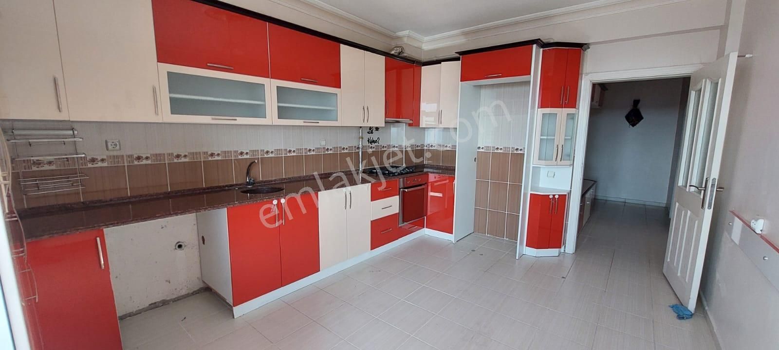 Bosna Hersek Mh Tuğra Sitesi 3+1 Ara Kat Güney Cephe Kiralık Daire