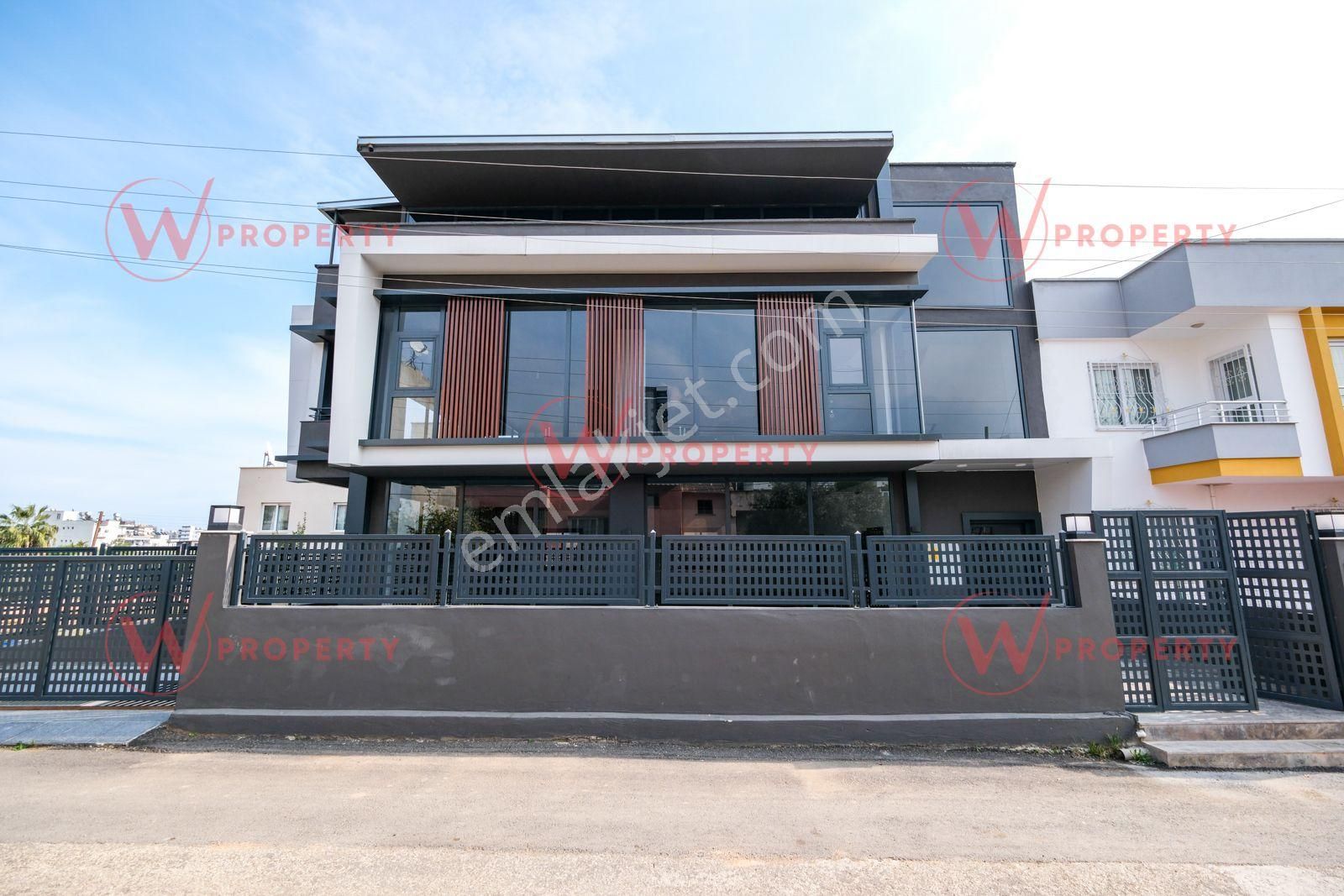 W Property'den Menteş'te Kiralık Tripleks Villa / İşyeri