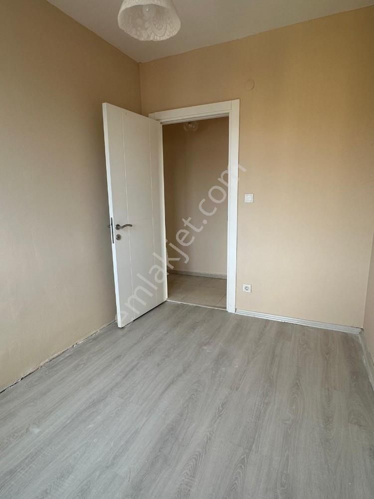 Turyaptan Eğitim Mahallesinde Yeni Binada Kiralık 2+1 Daire
